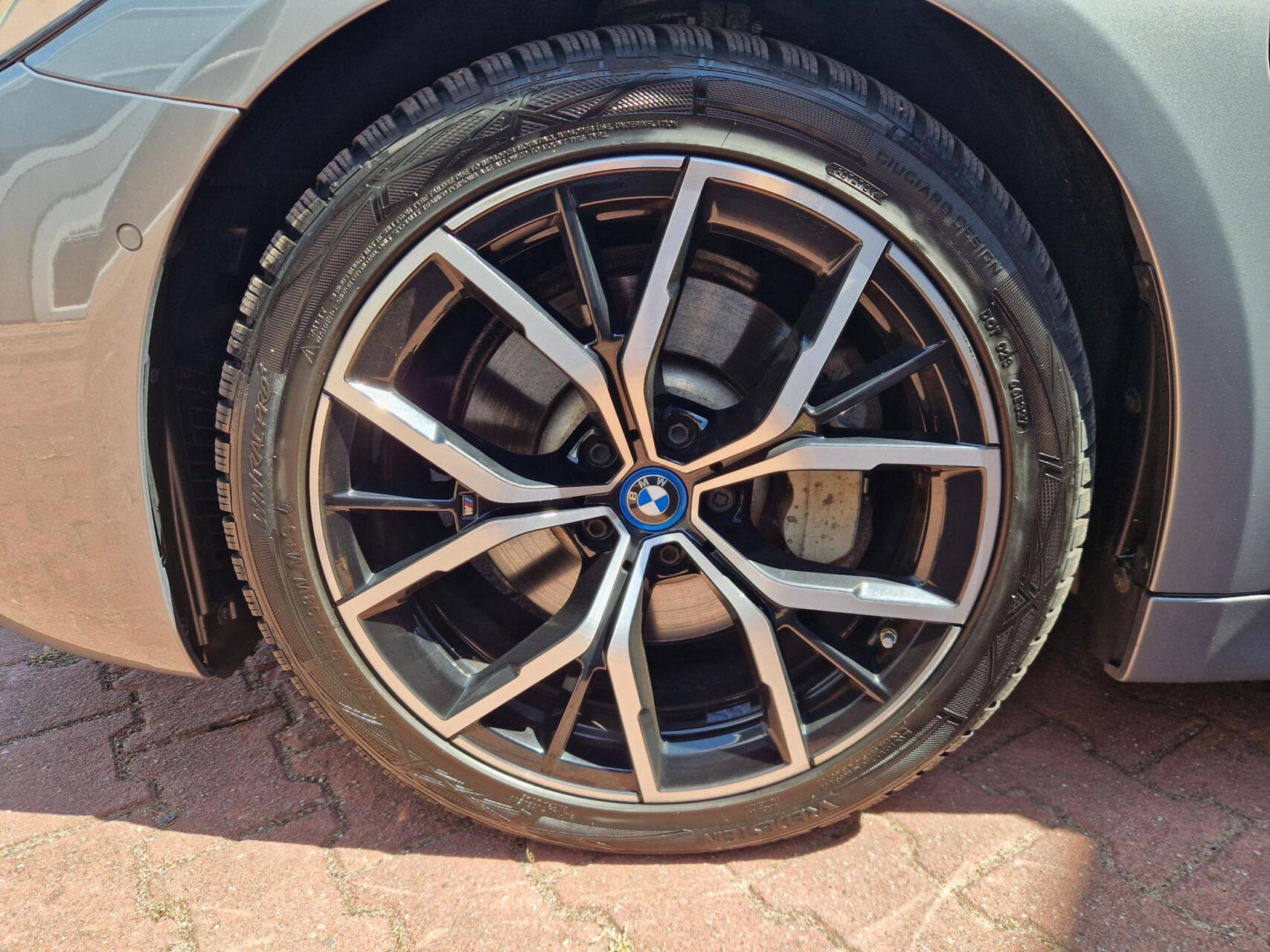 Foto van BMW 530e