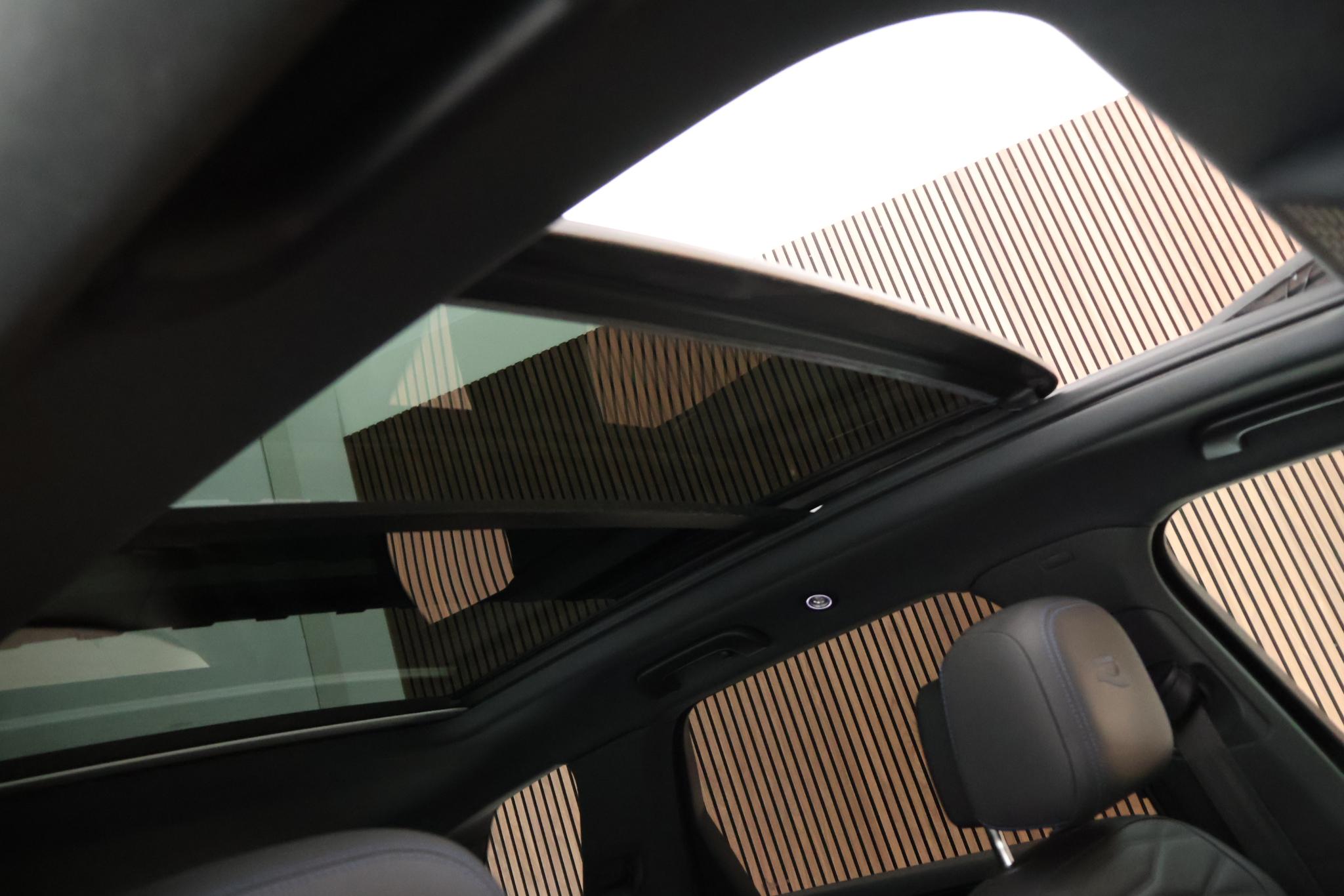 Foto van Volkswagen Touareg R
