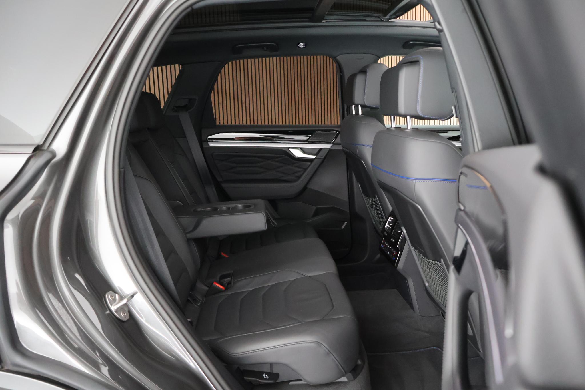 Foto van Volkswagen Touareg R