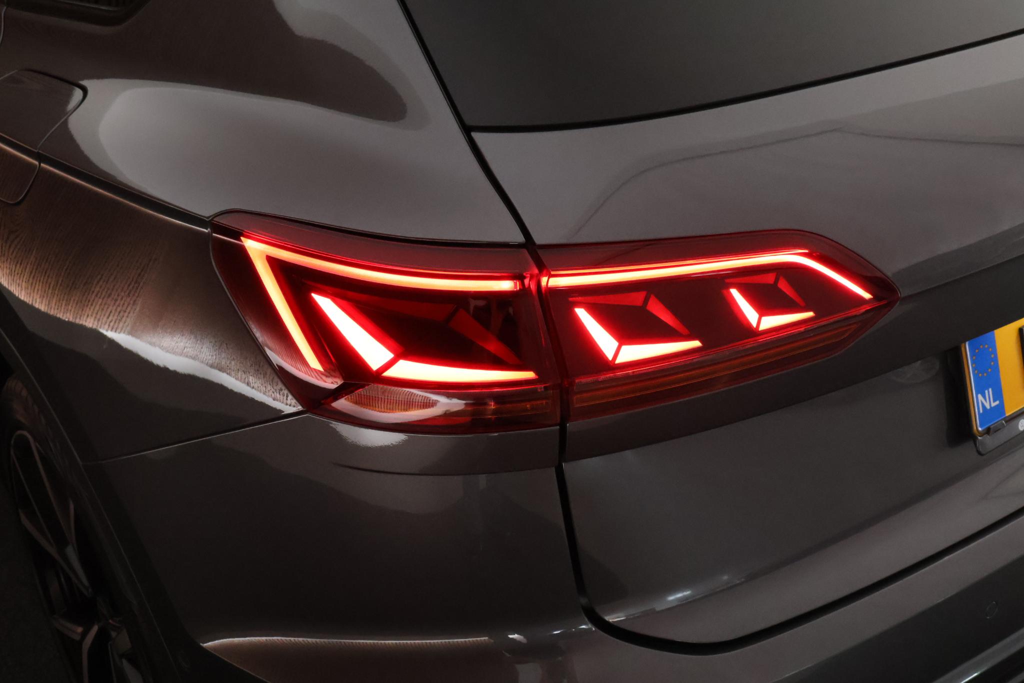 Foto van Volkswagen Touareg R