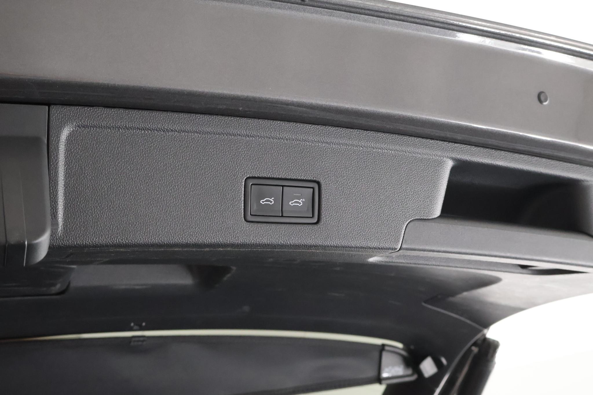 Foto van Volkswagen Touareg R