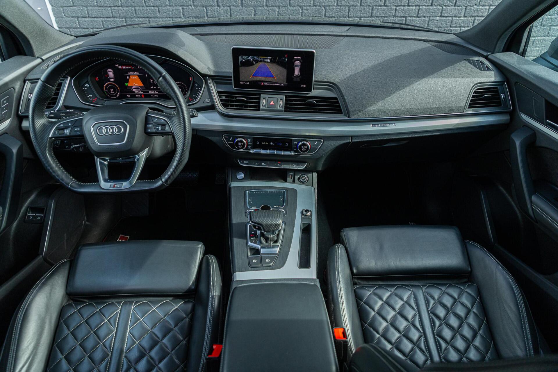 Foto van Audi Q5 55 TFSI E