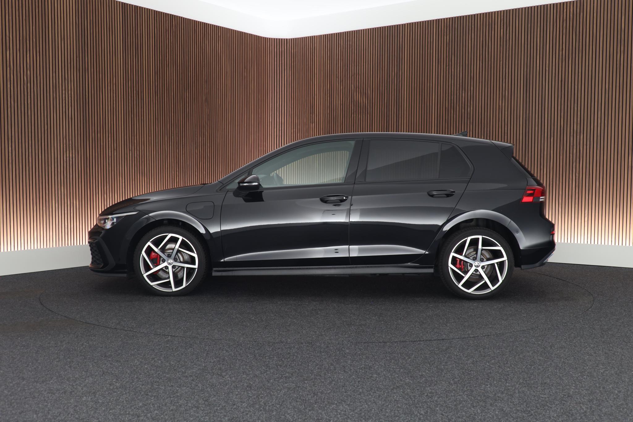 Foto van Volkswagen Golf GTE