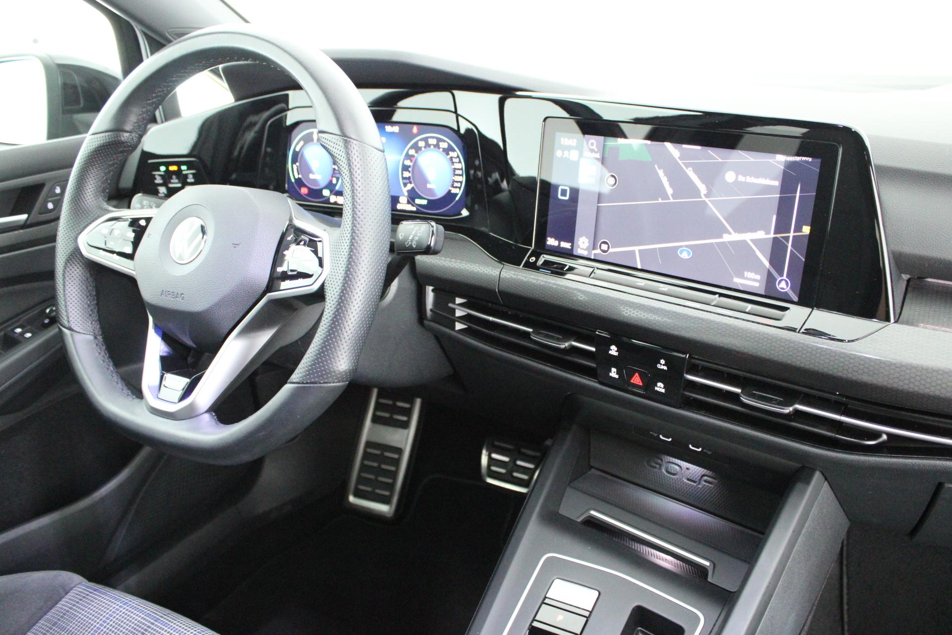 Foto van Volkswagen Golf GTE