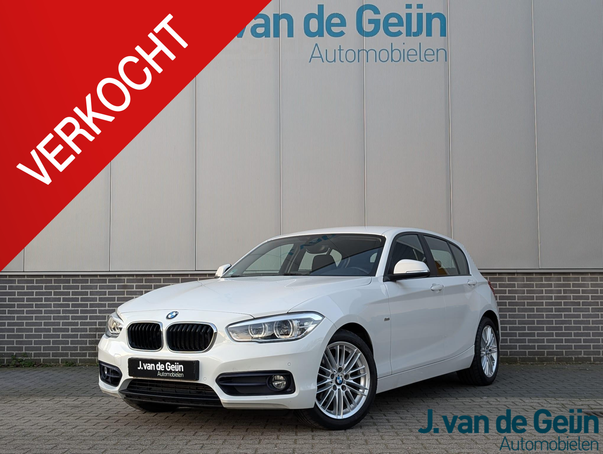 BMW 118i 118i Executive 2018 - voorkant