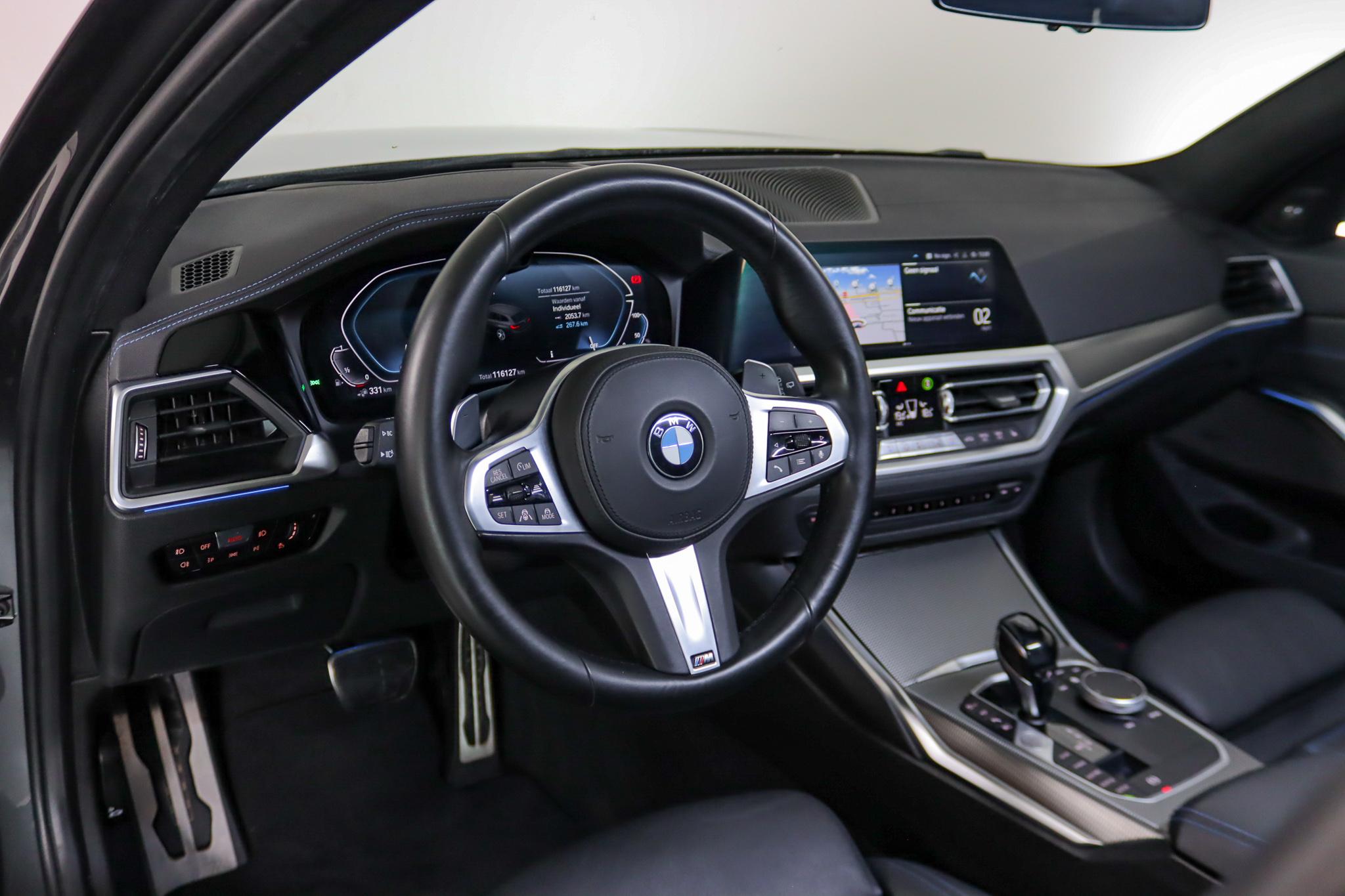 Foto van BMW 330e xDrive