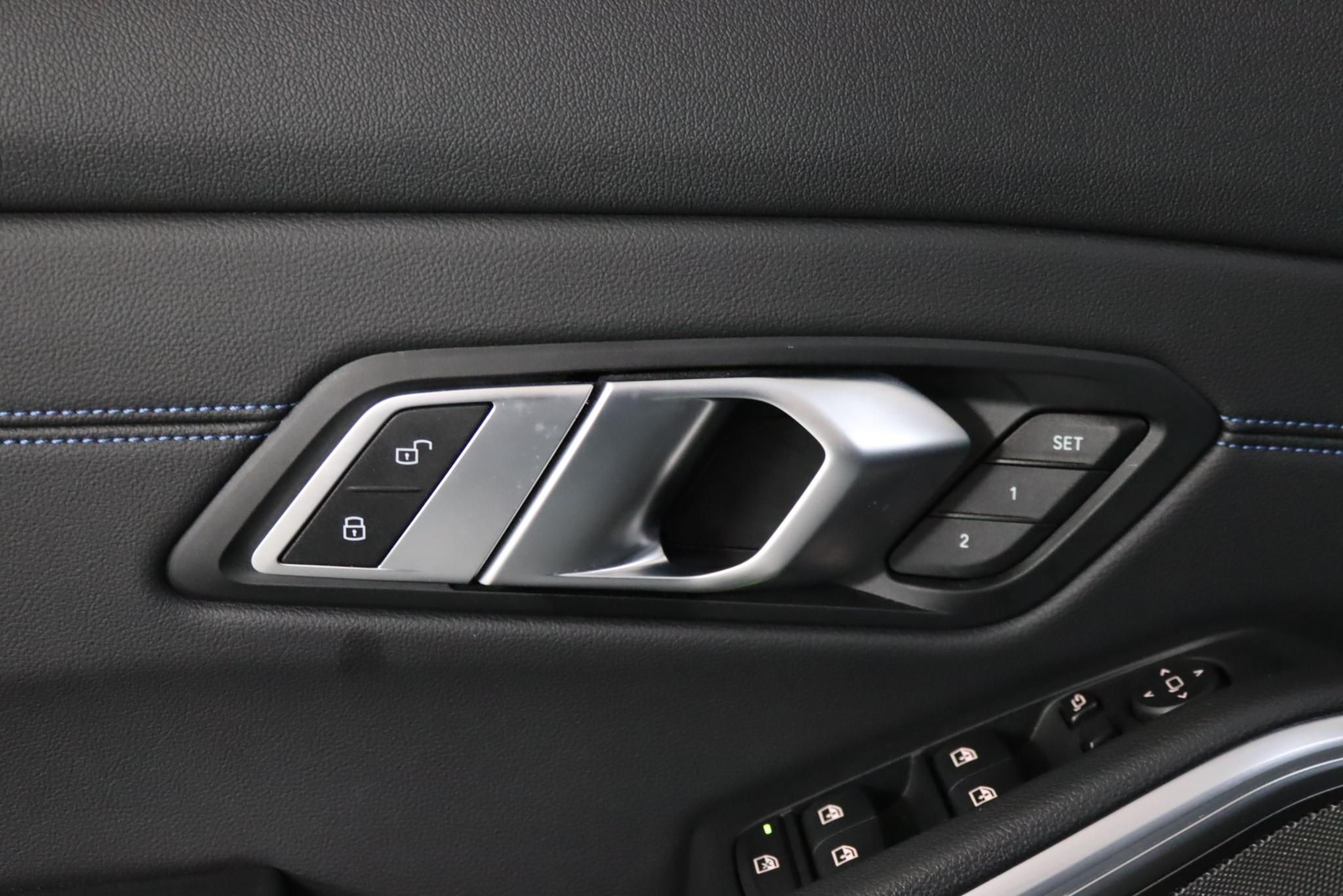 Foto van BMW 330e xDrive