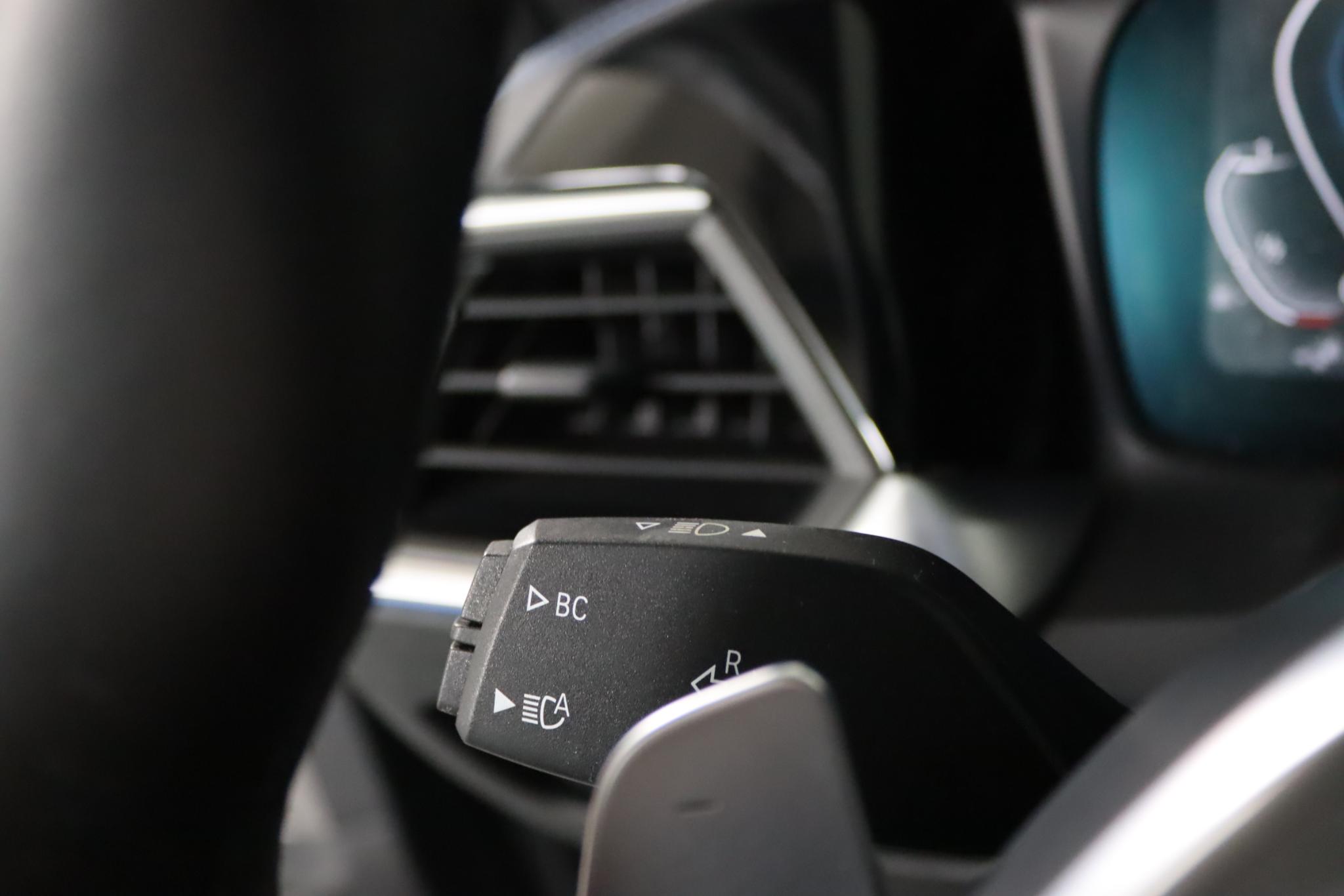Foto van BMW 330e xDrive