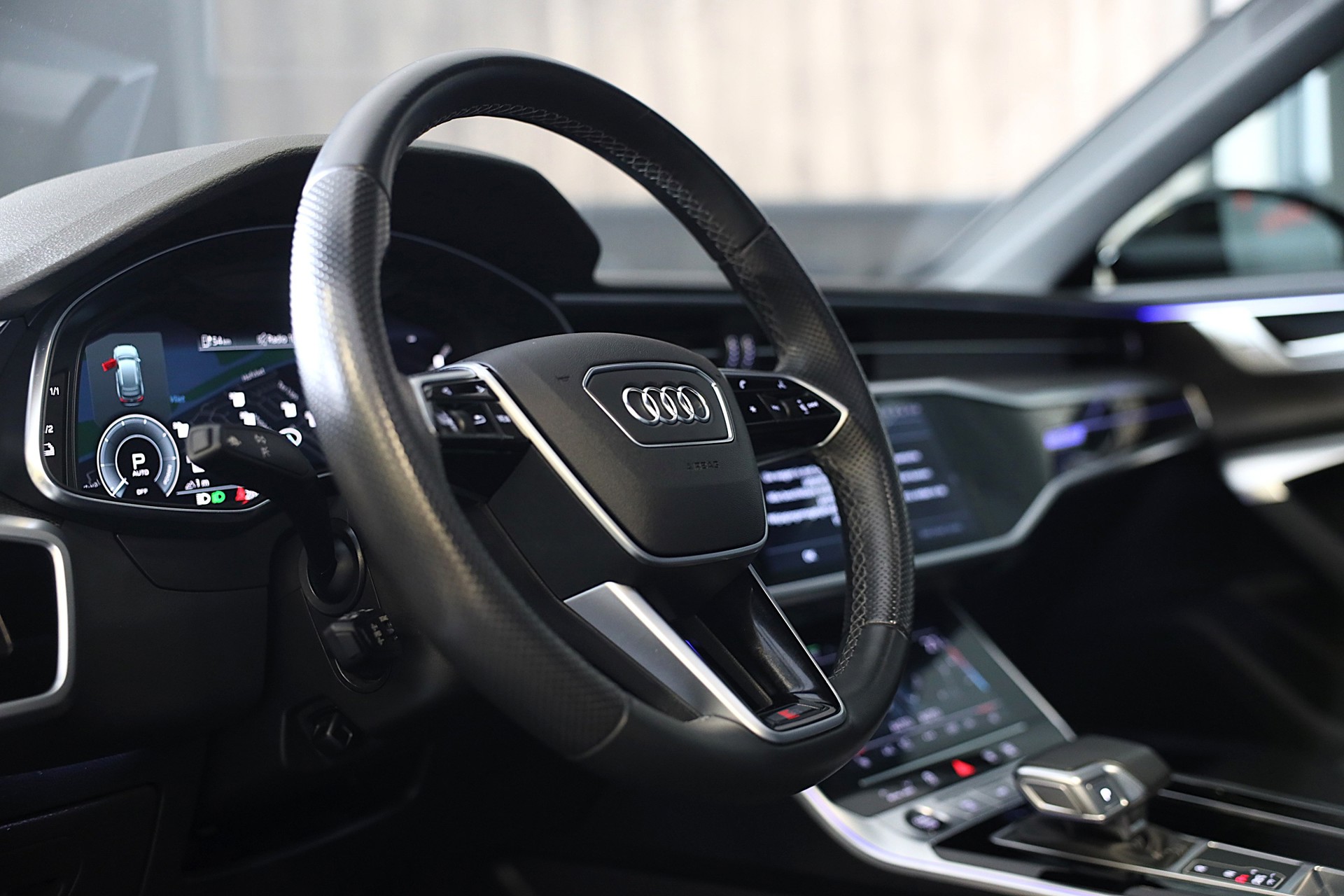 Foto van Audi A6 Avant 55 TFSI E