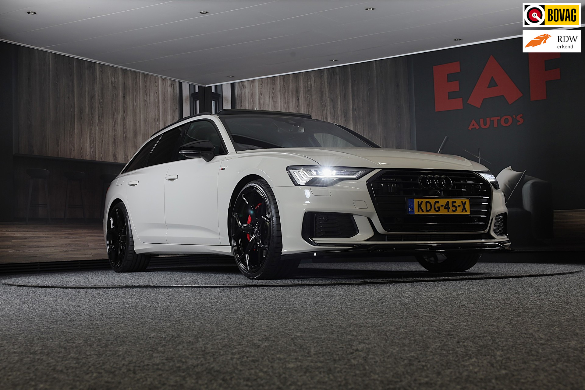 Audi A6 Avant 55 TFSI E 55 TFSI e Quattro RS6 Look / RS Zetels / Head Up / Carbon / Leder / Memory / B&O / 360 Camera / Open Pano / 22 Inch 2022 - voorkant