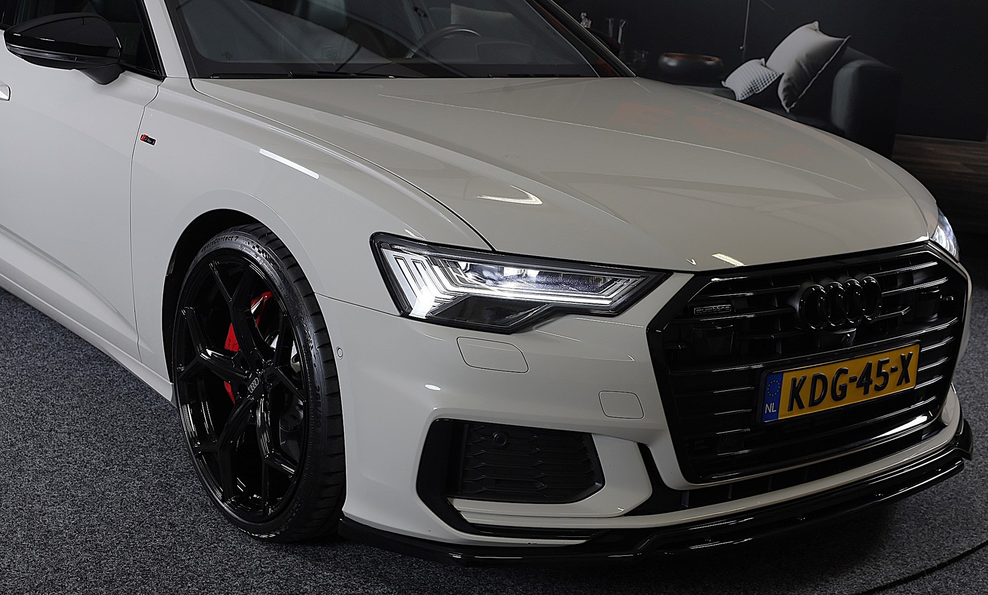 Foto van Audi A6 Avant 55 TFSI E