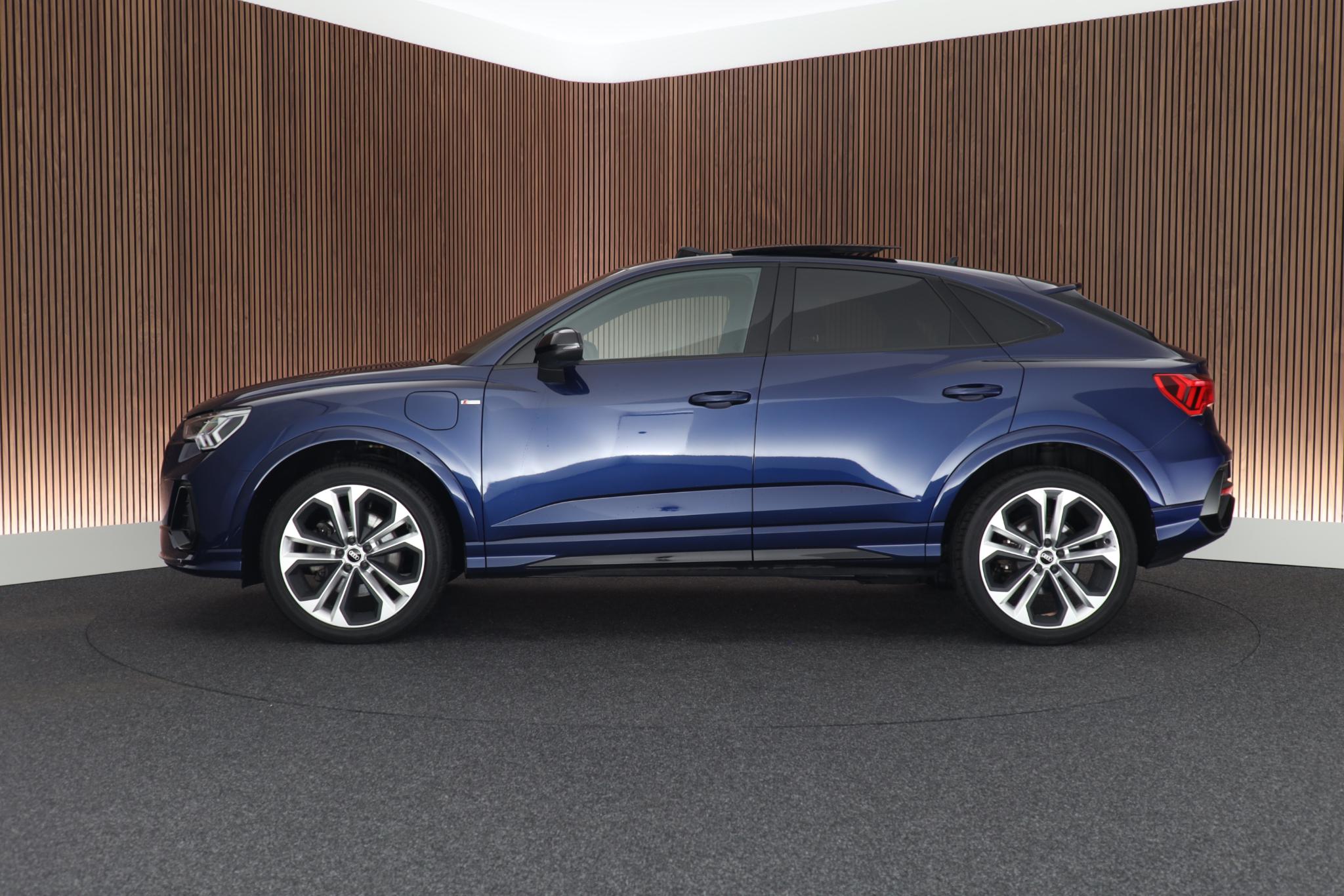 Foto van Audi Q3 Sportback E-tron