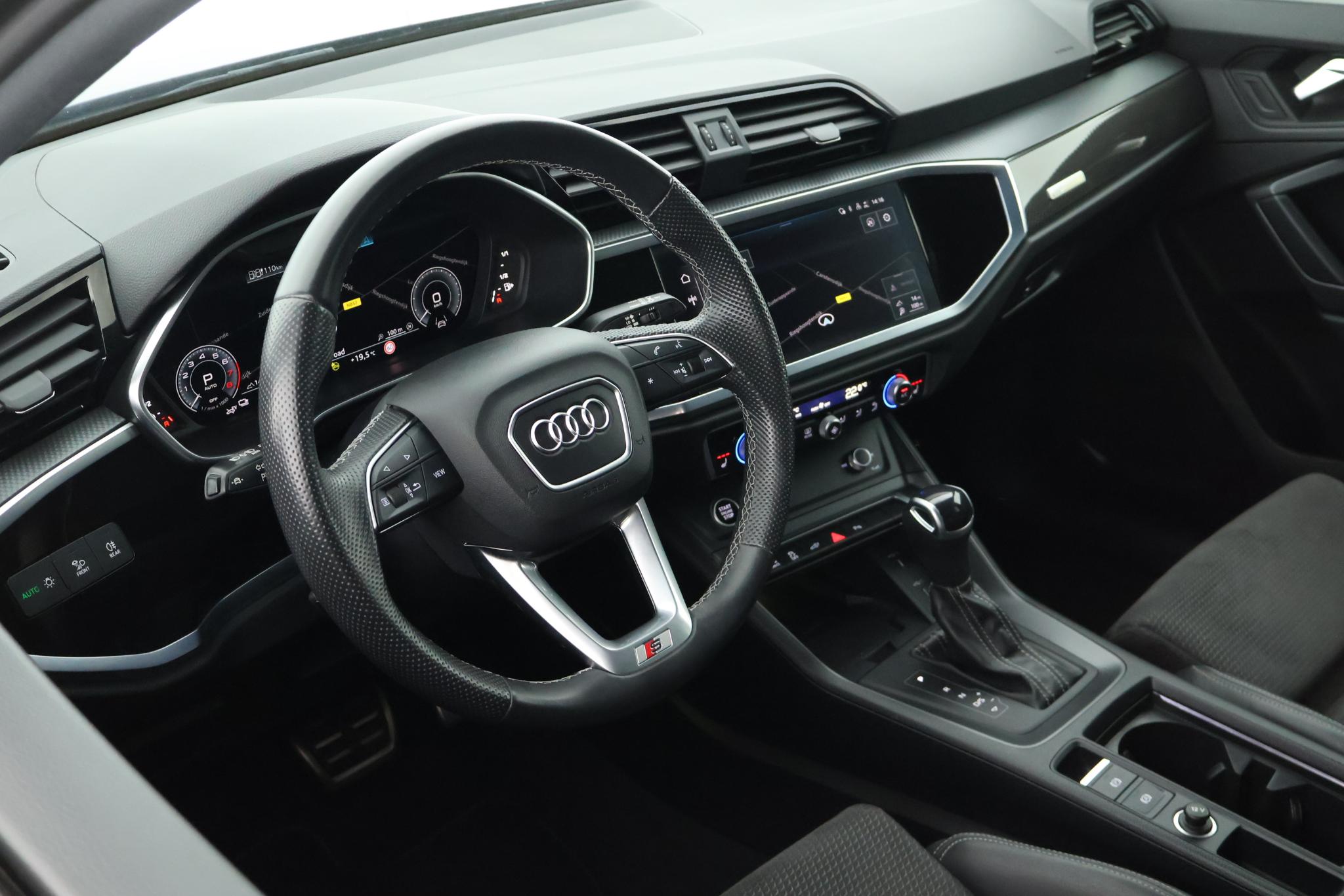 Foto van Audi Q3 Sportback E-tron