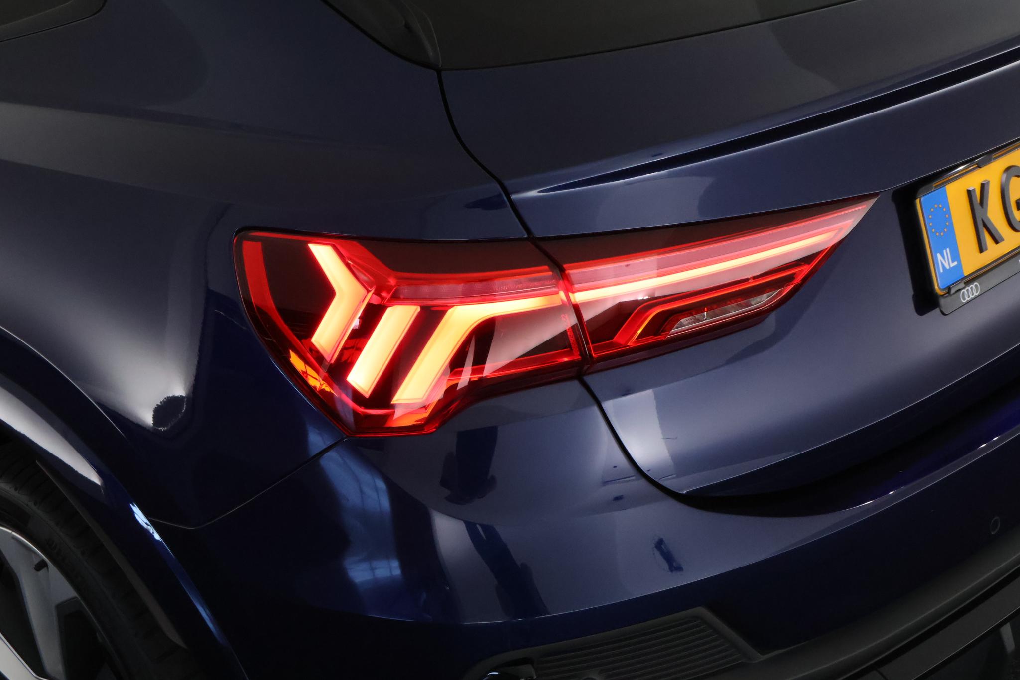 Foto van Audi Q3 Sportback E-tron