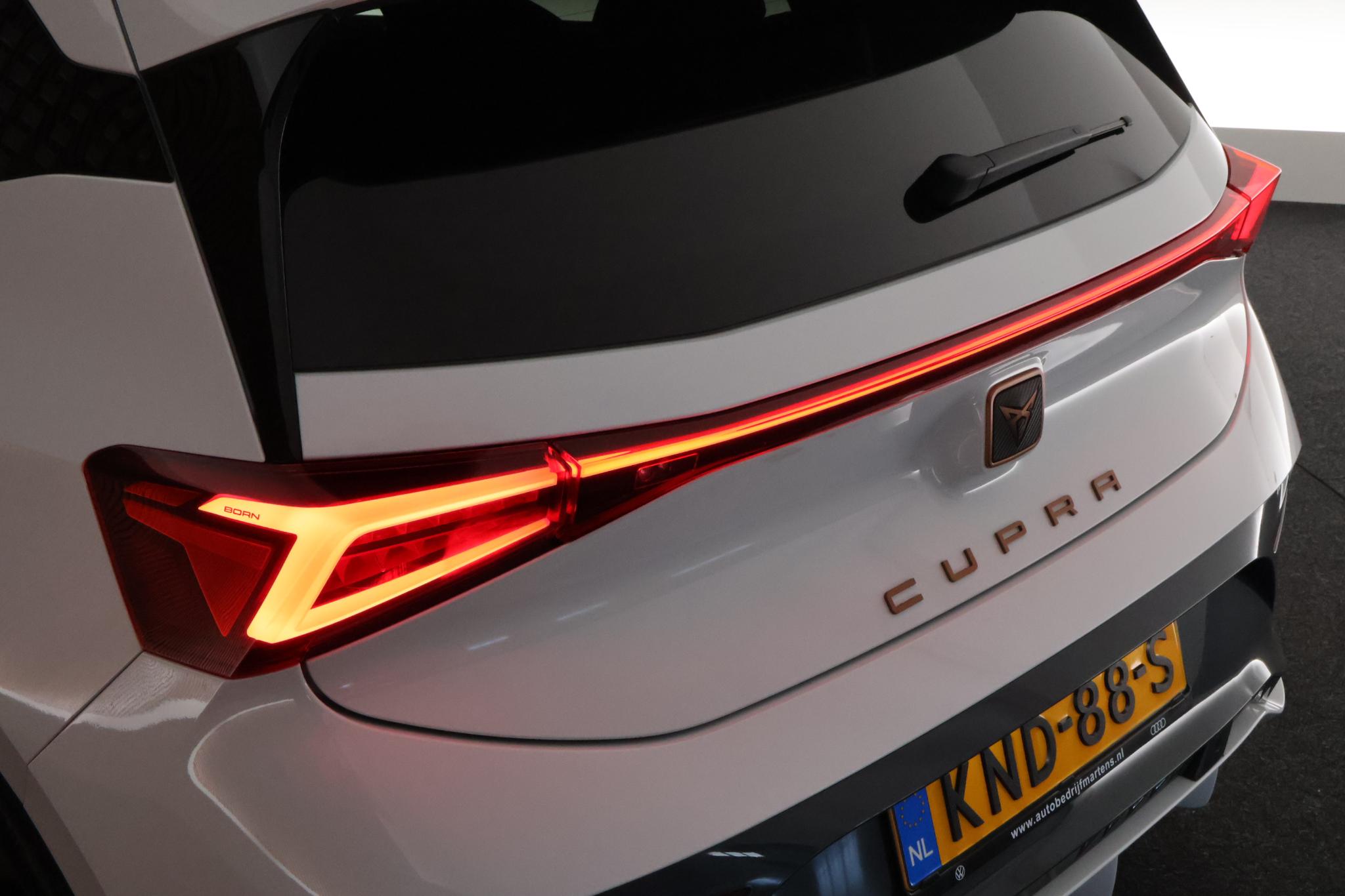 Foto van Cupra Born 150 KW 58/62 KWH