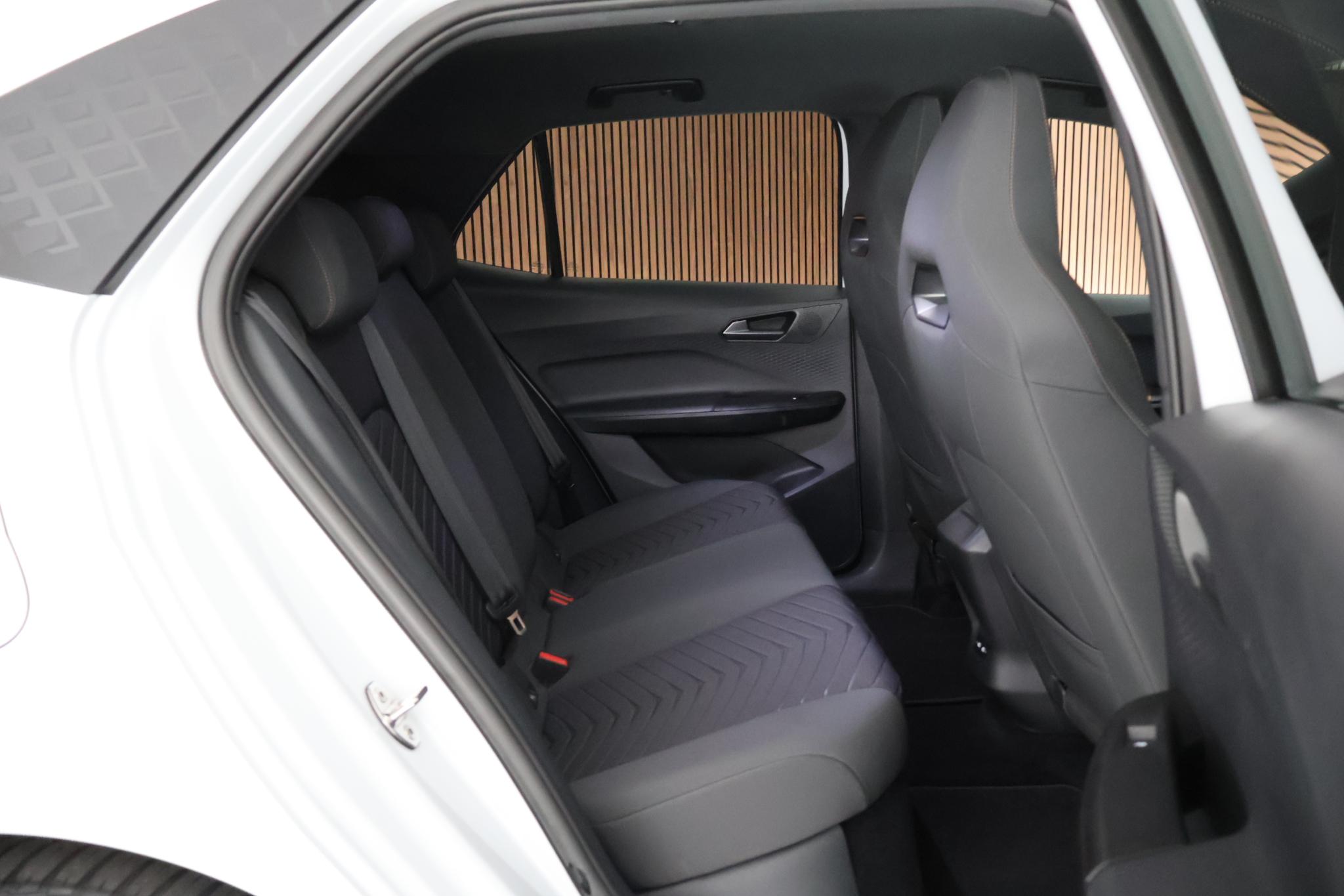Foto van Cupra Born 150 KW 58/62 KWH