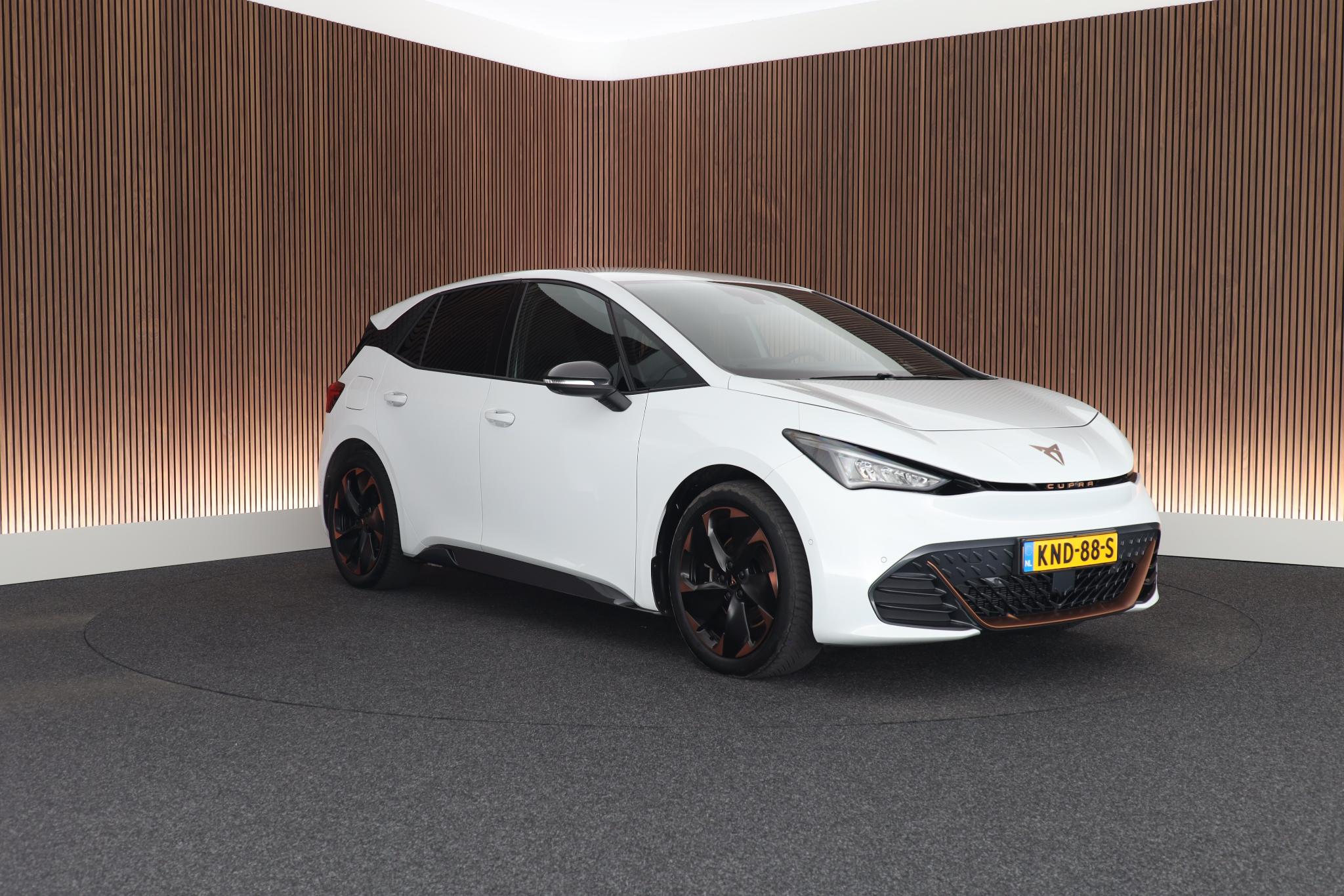 Foto van Cupra Born 150 KW 58/62 KWH