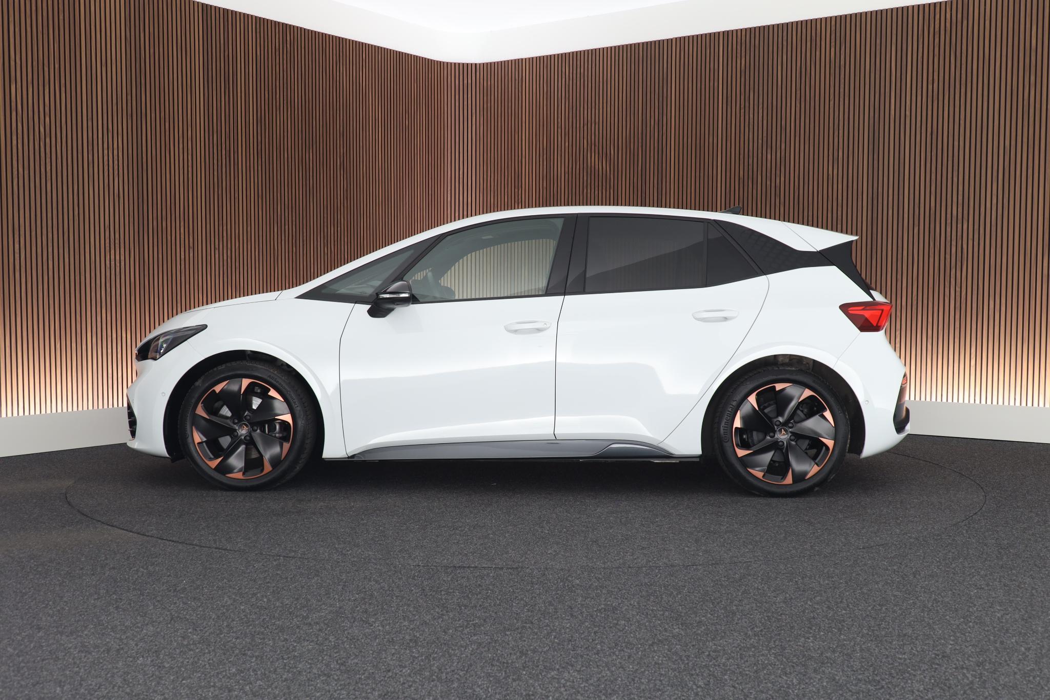Foto van Cupra Born 150 KW 58/62 KWH