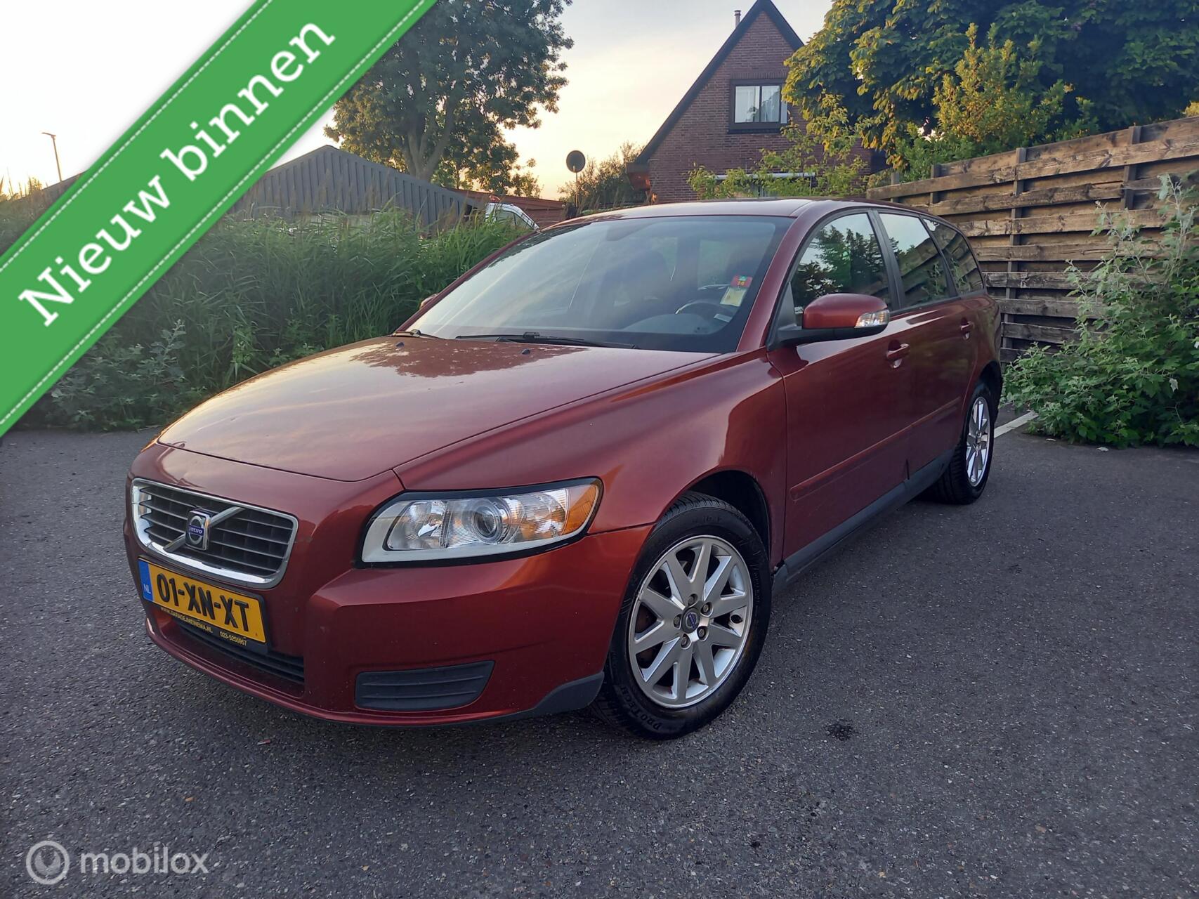 Foto van VOLVO V50