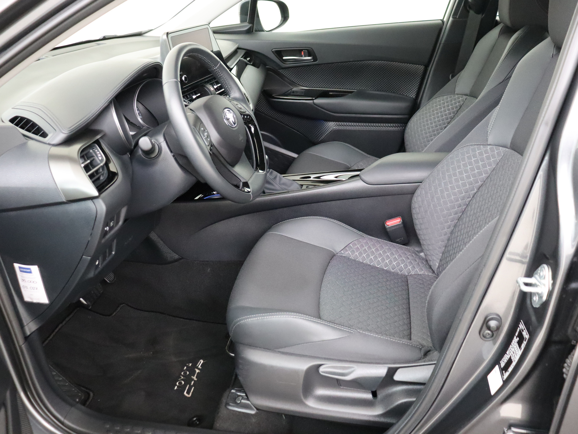 Foto van Toyota C-hr