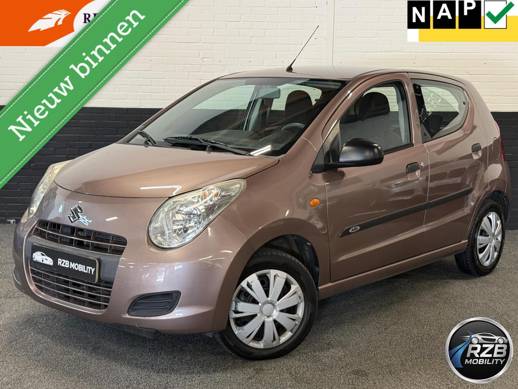 Suzuki Alto 1.0 Cool Comfort Airco Super nette auto NWE APK 2011 - voorkant