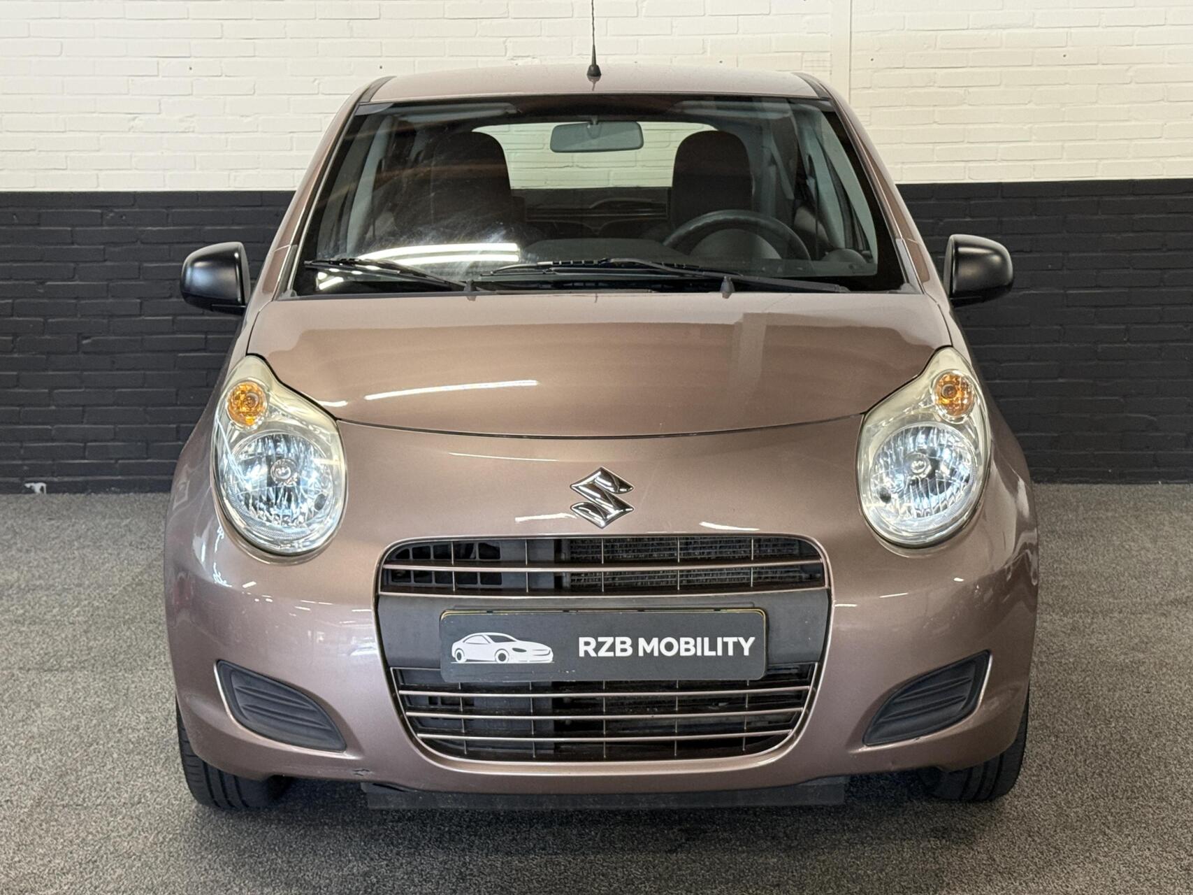 Foto van Suzuki Alto