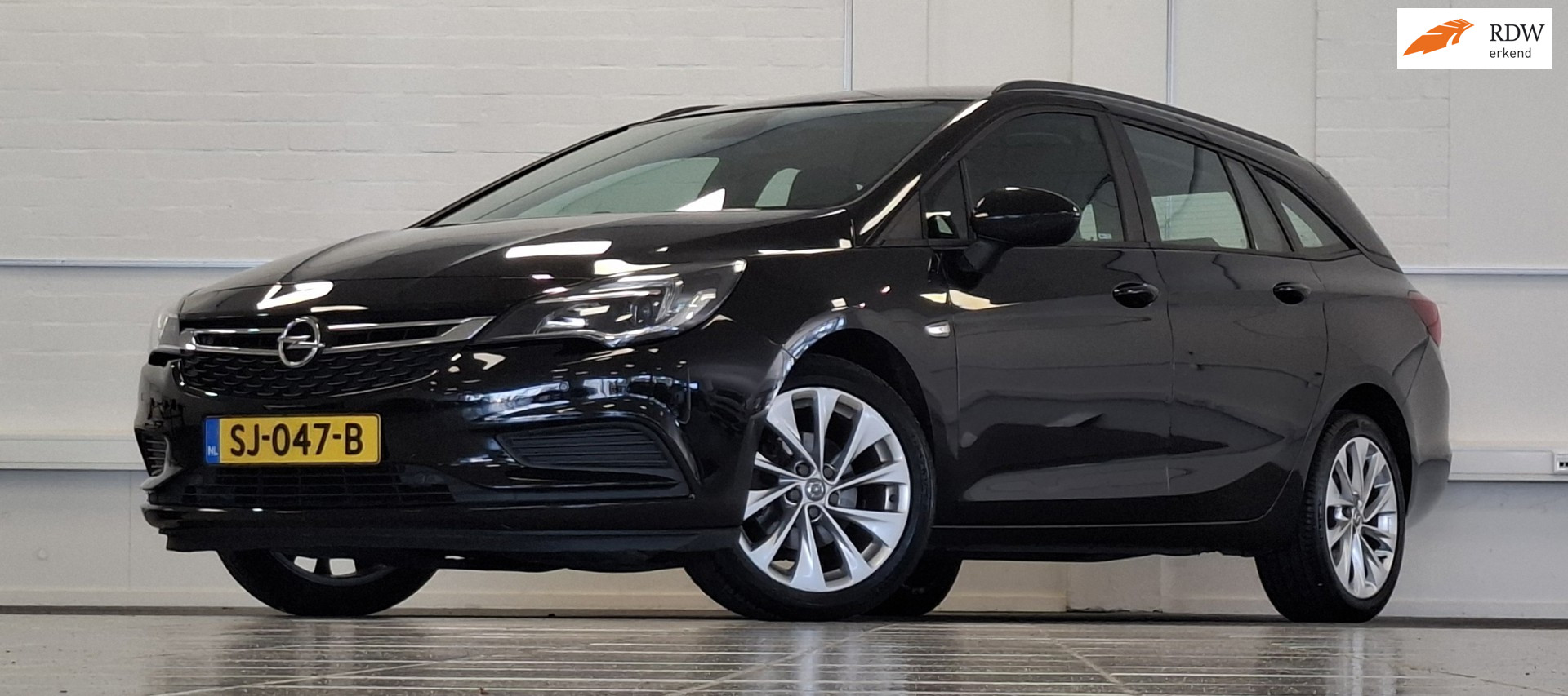 Opel Astra Sports Tourer 1.0T Innovation Navigatie Garantie Mooi! 2017 - voorkant