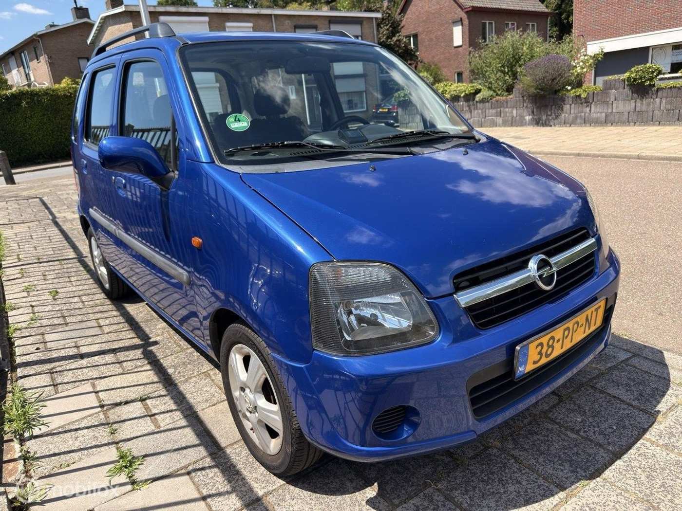 Foto van Opel Agila