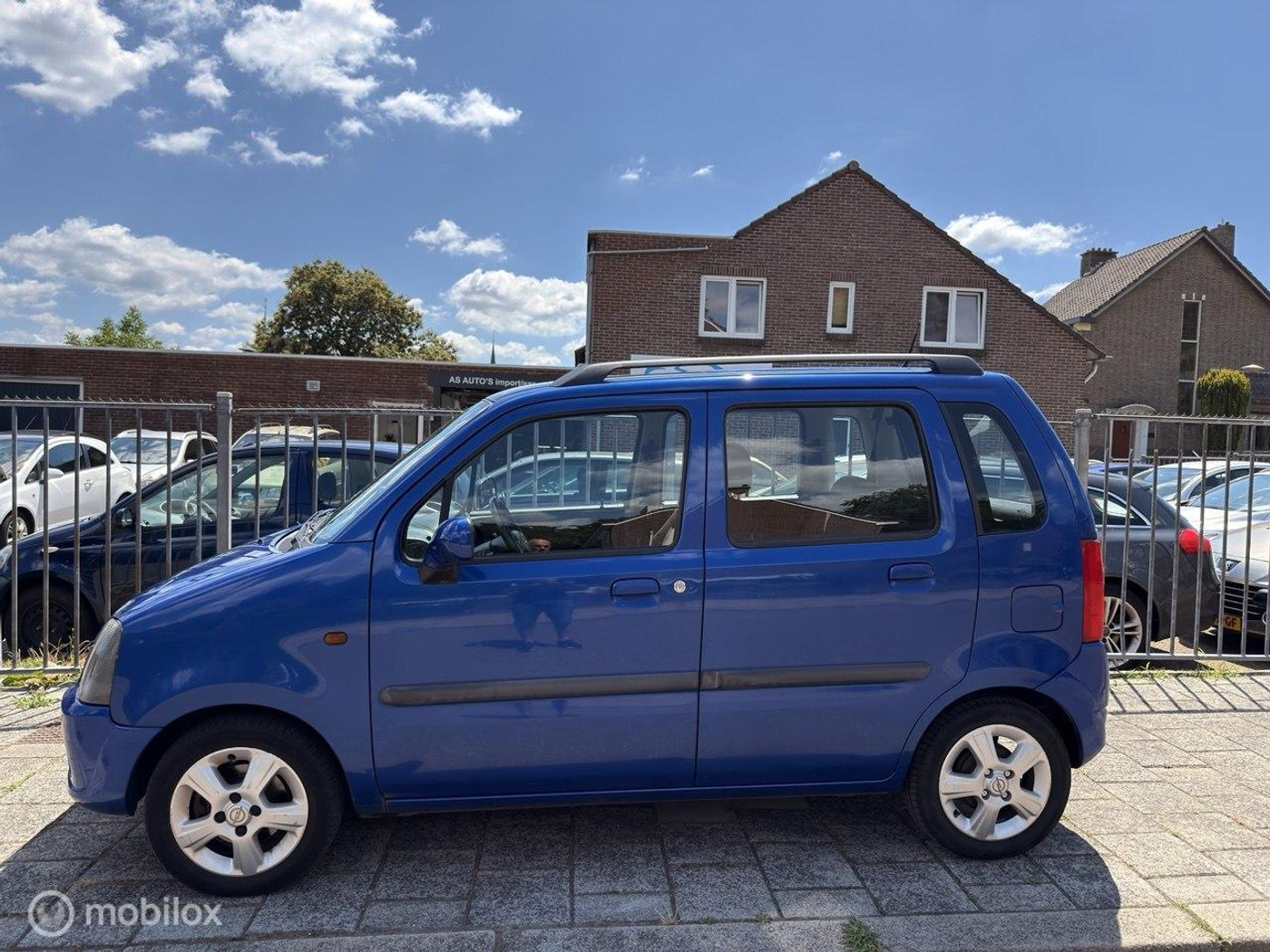 Foto van Opel Agila