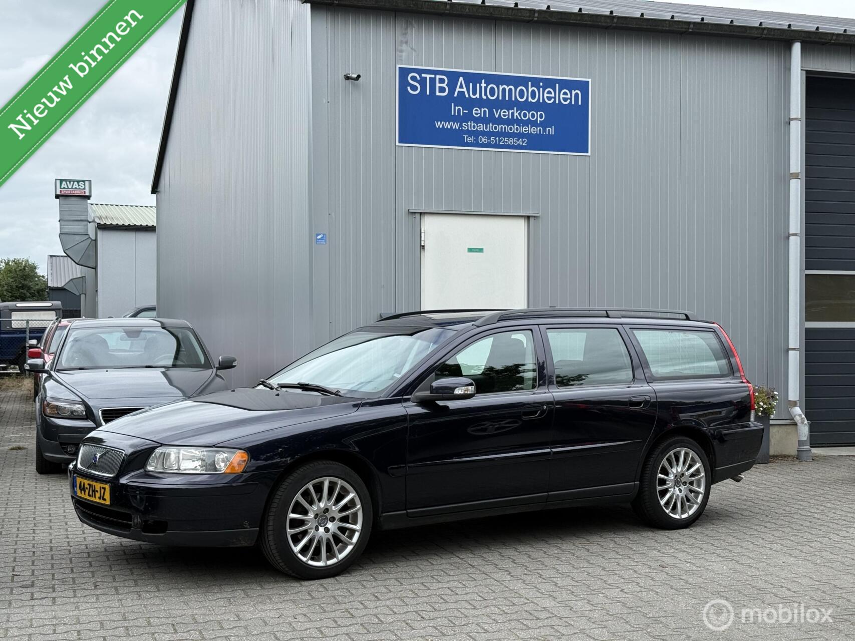 Volvo V70 2.4 Edition Automaat Volledig dealer oh. 2008 - voorkant