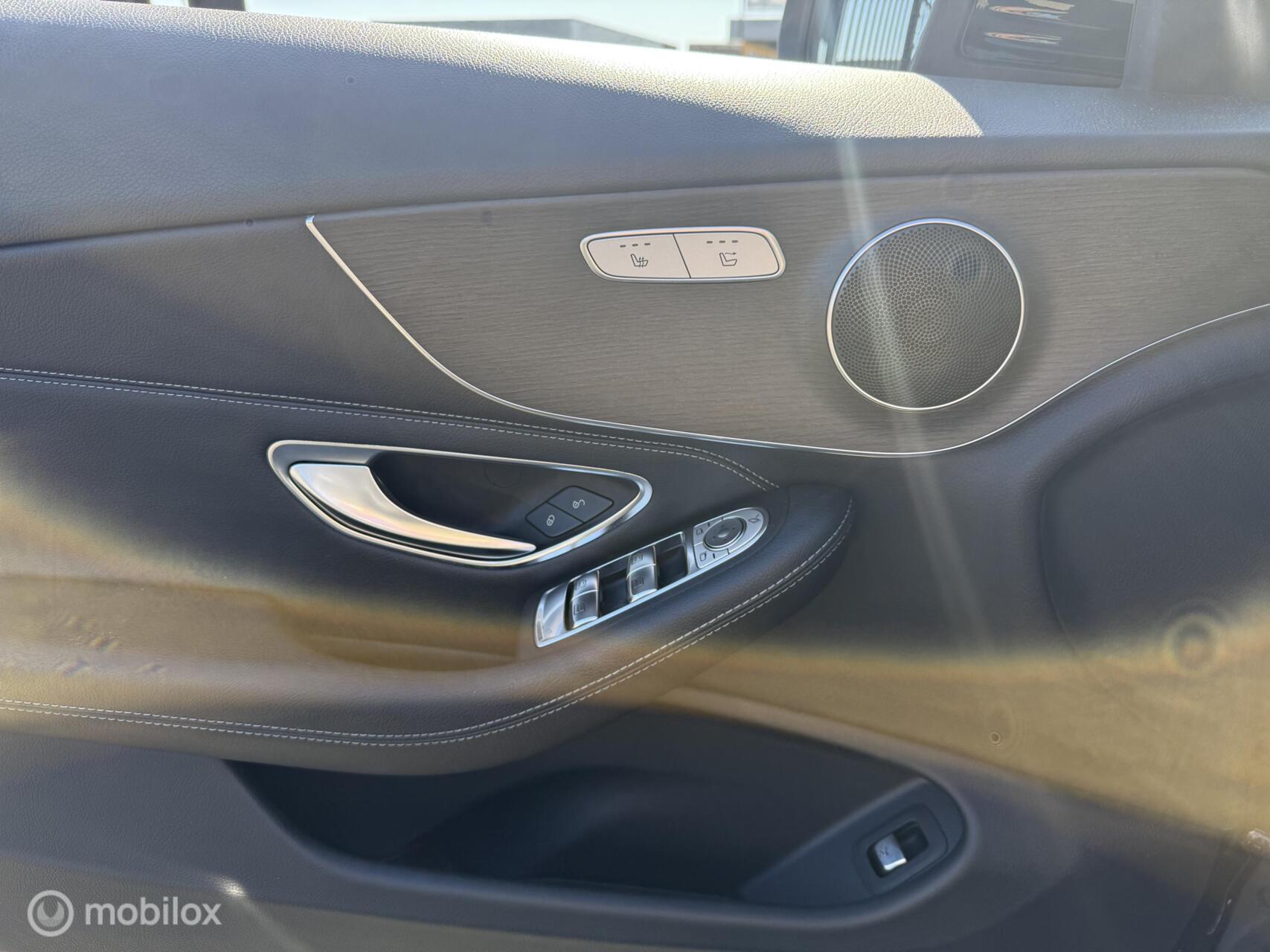 Foto van Mercedes-Benz C 200