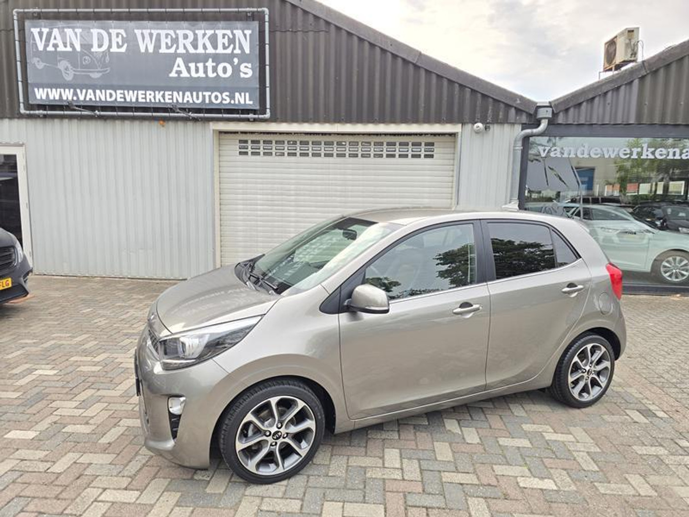 Kia Picanto 1.0 CVVT Design Edition Brown Pack Clima|Navi|Camera|Leer|Nap!! 2019 - voorkant