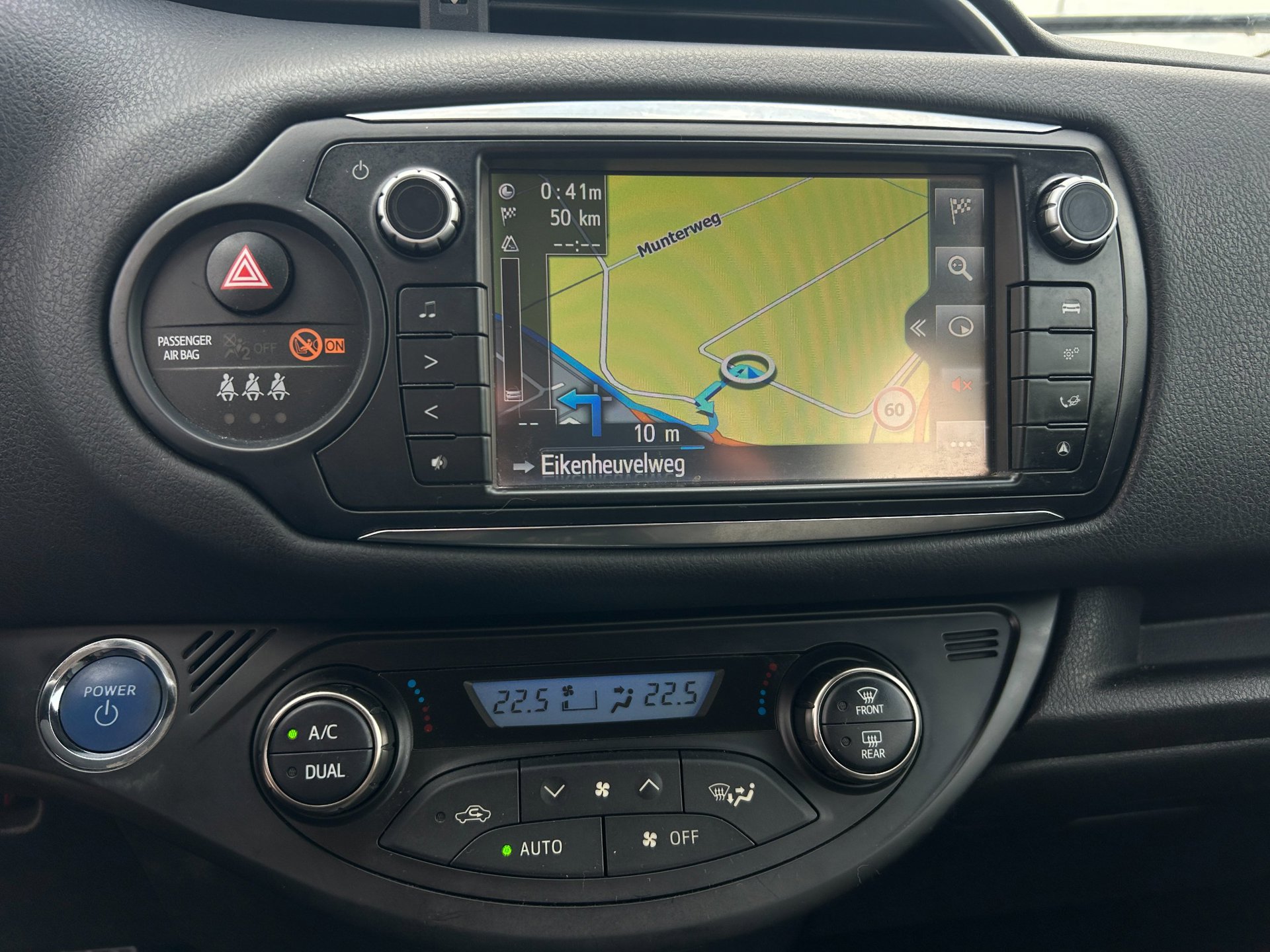 Foto van Toyota Toyota Yaris Hybrid