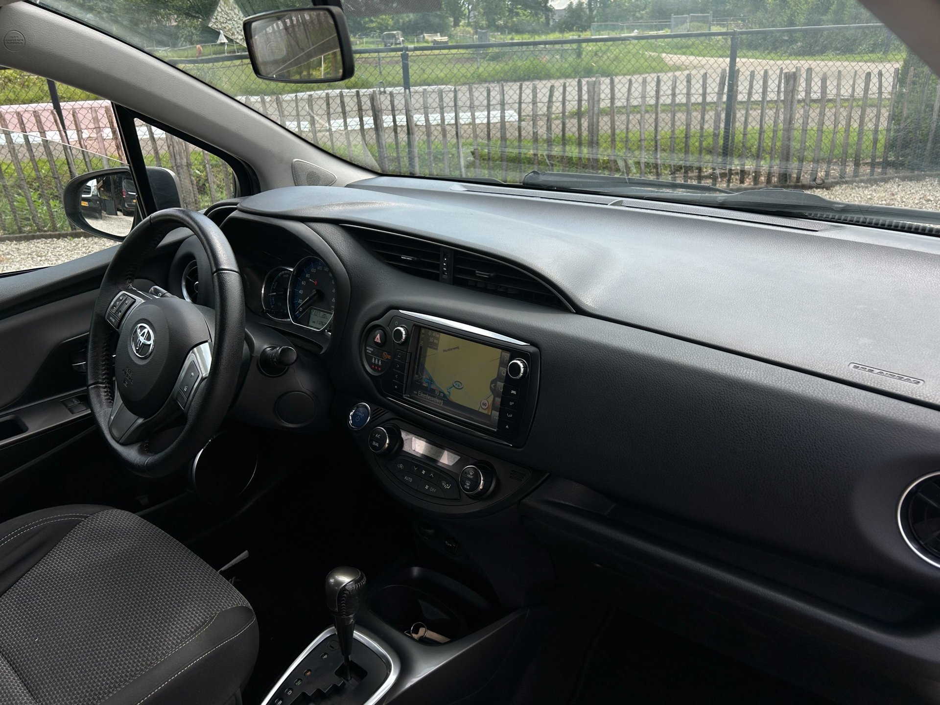 Foto van Toyota Toyota Yaris Hybrid