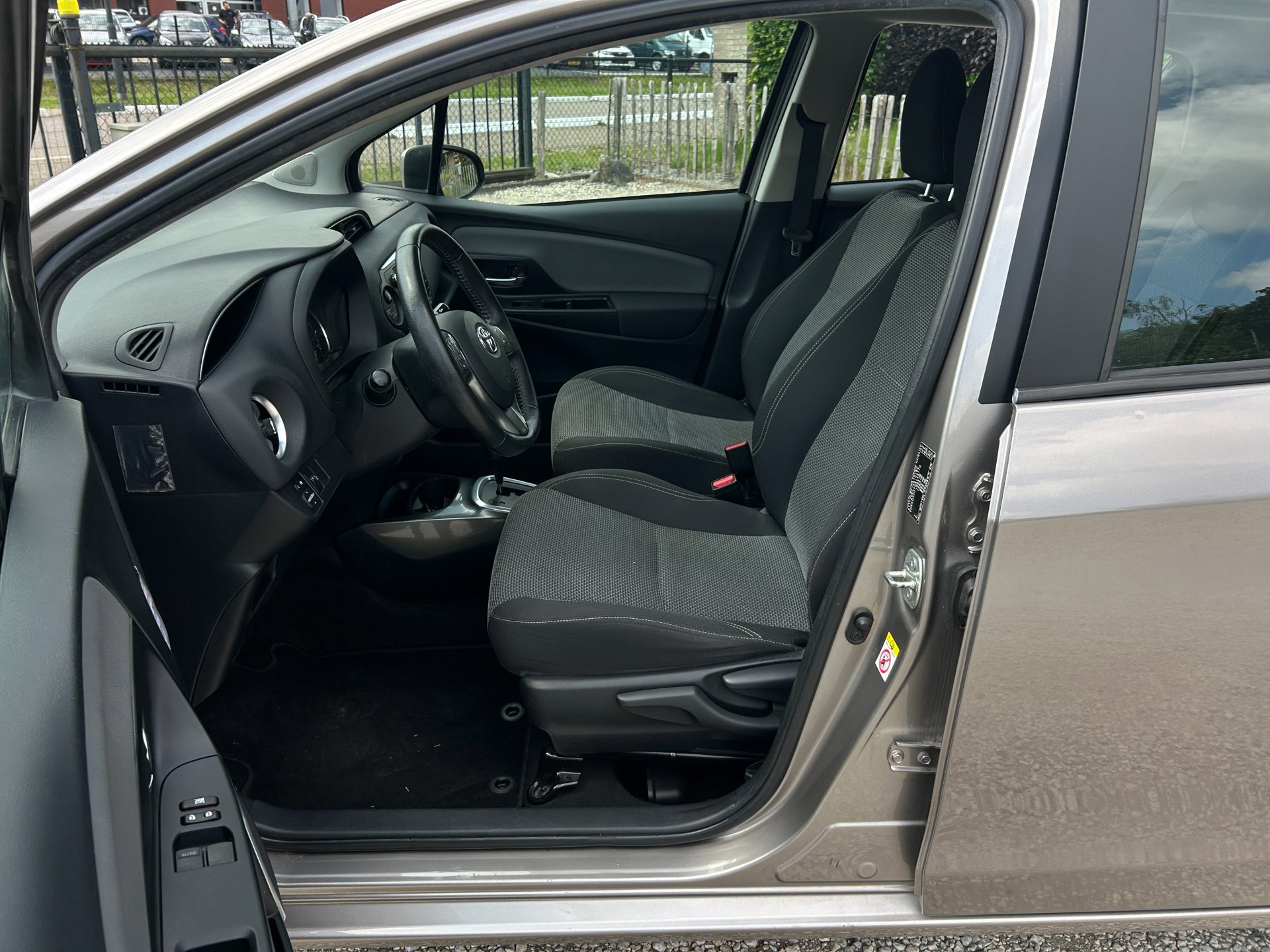 Foto van Toyota Toyota Yaris Hybrid