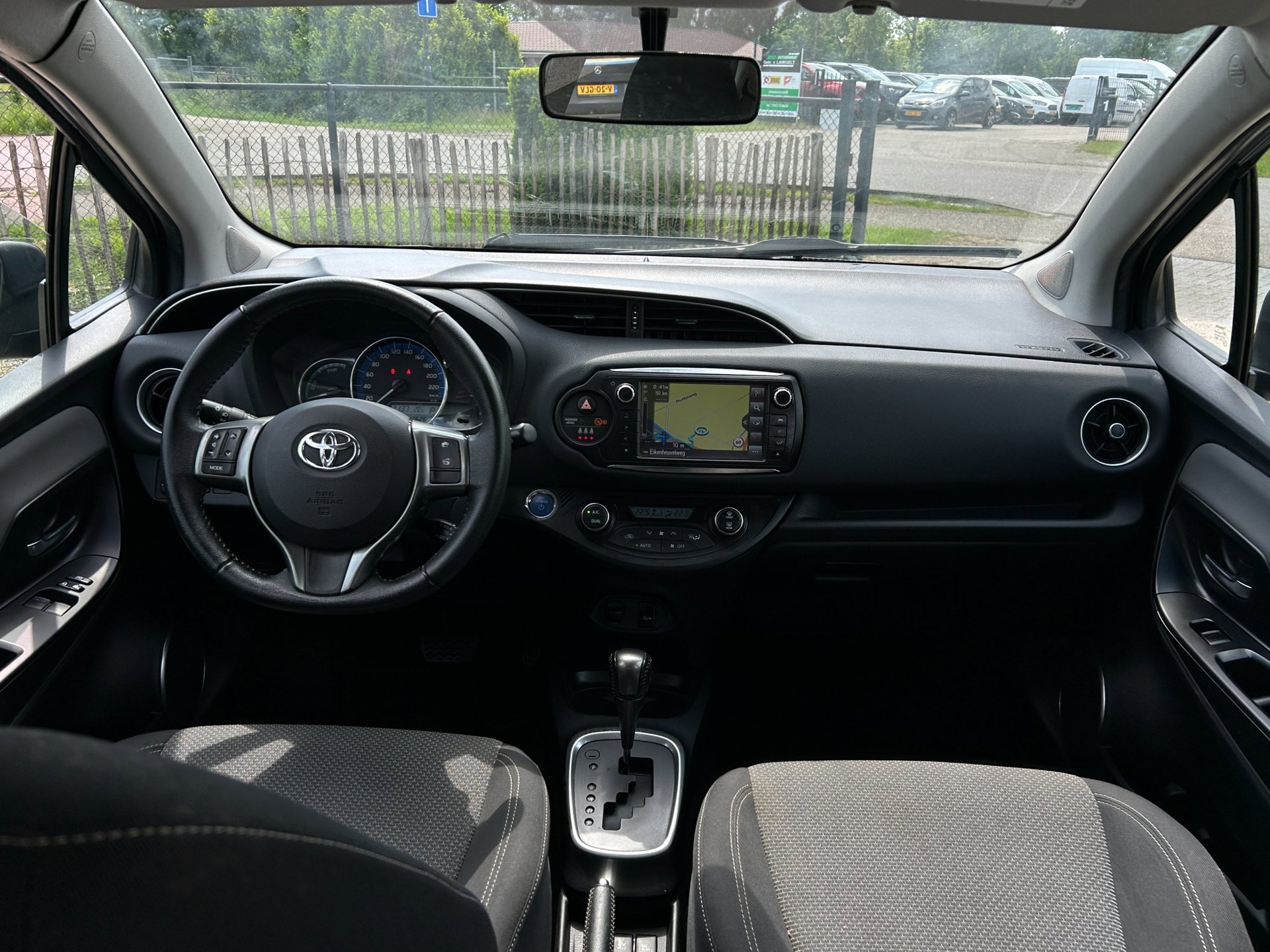 Foto van Toyota Toyota Yaris Hybrid