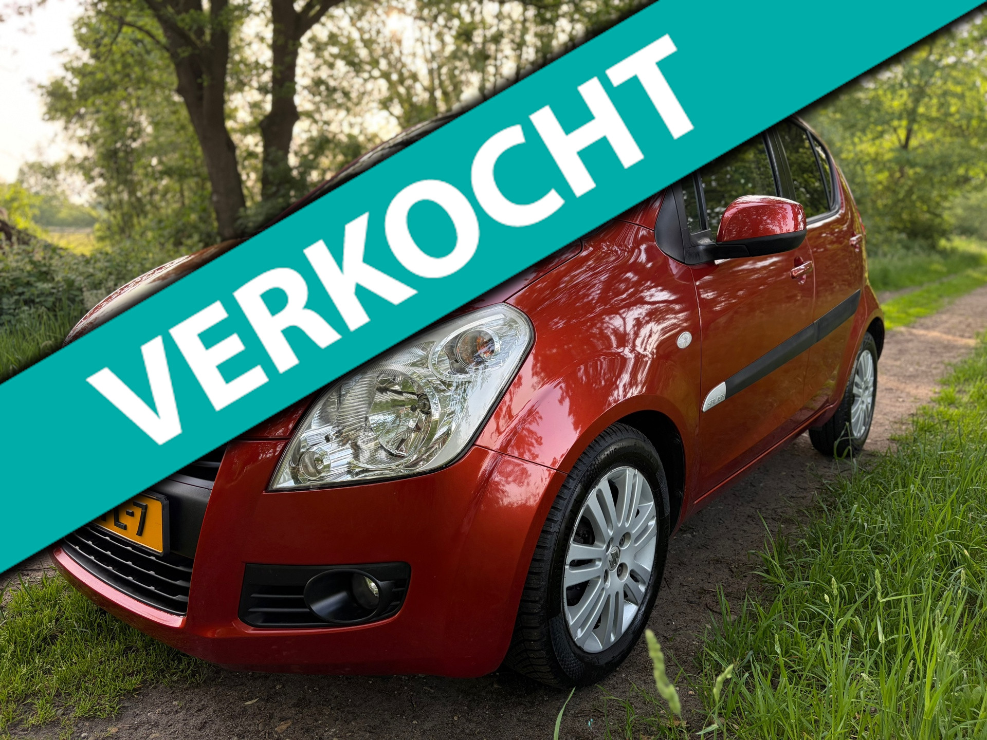 Suzuki Splash 1.2 Exclusive AUTOMAAT/DEALER ONDH./P.sensor/Cruise/Stoel verw. 2011 - voorkant