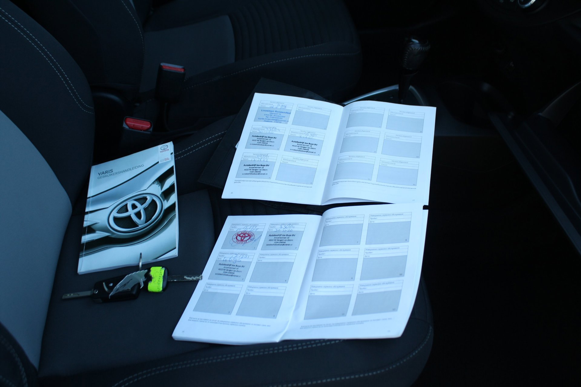 Foto van Toyota Toyota Yaris Hybrid