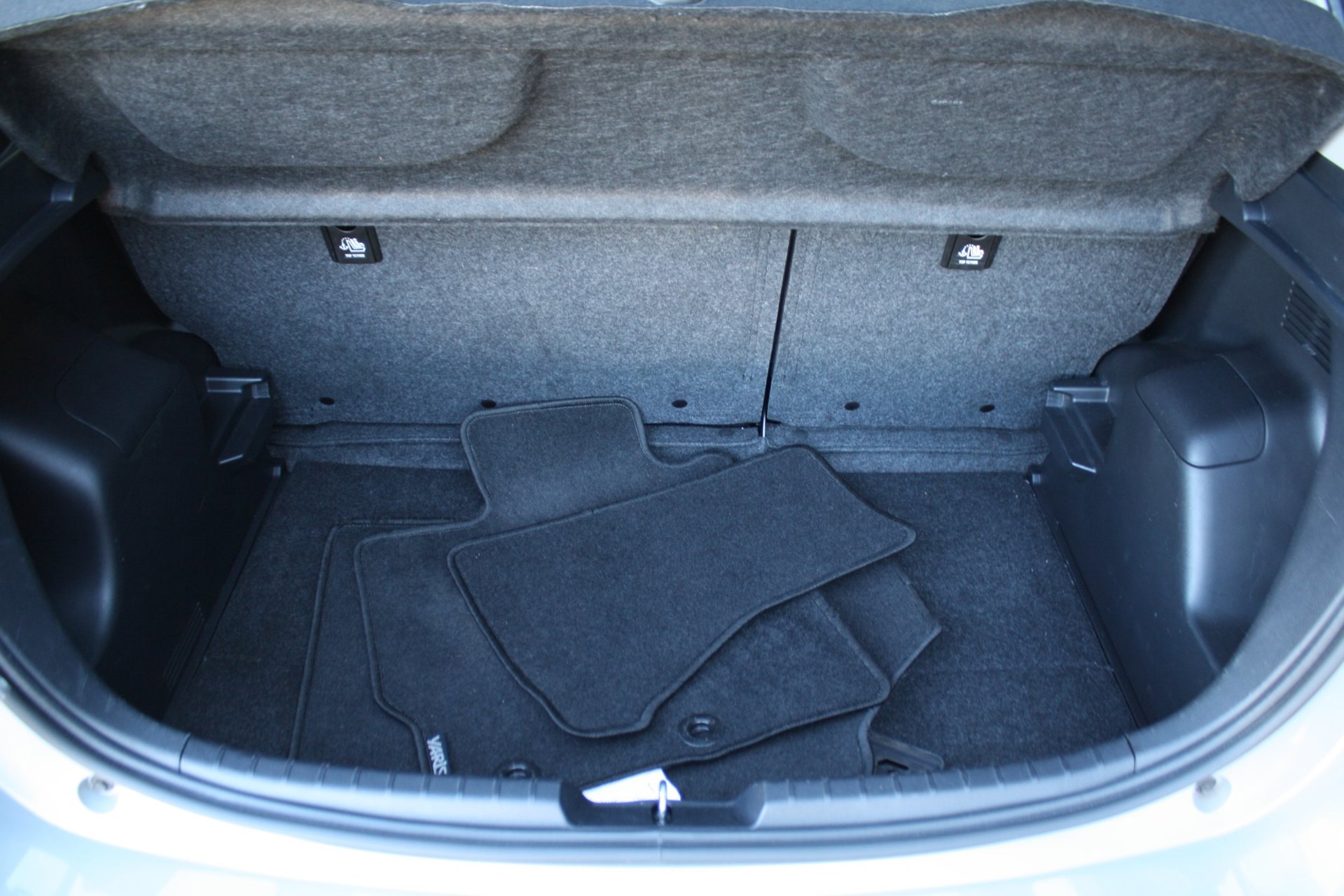 Foto van Toyota Toyota Yaris Hybrid