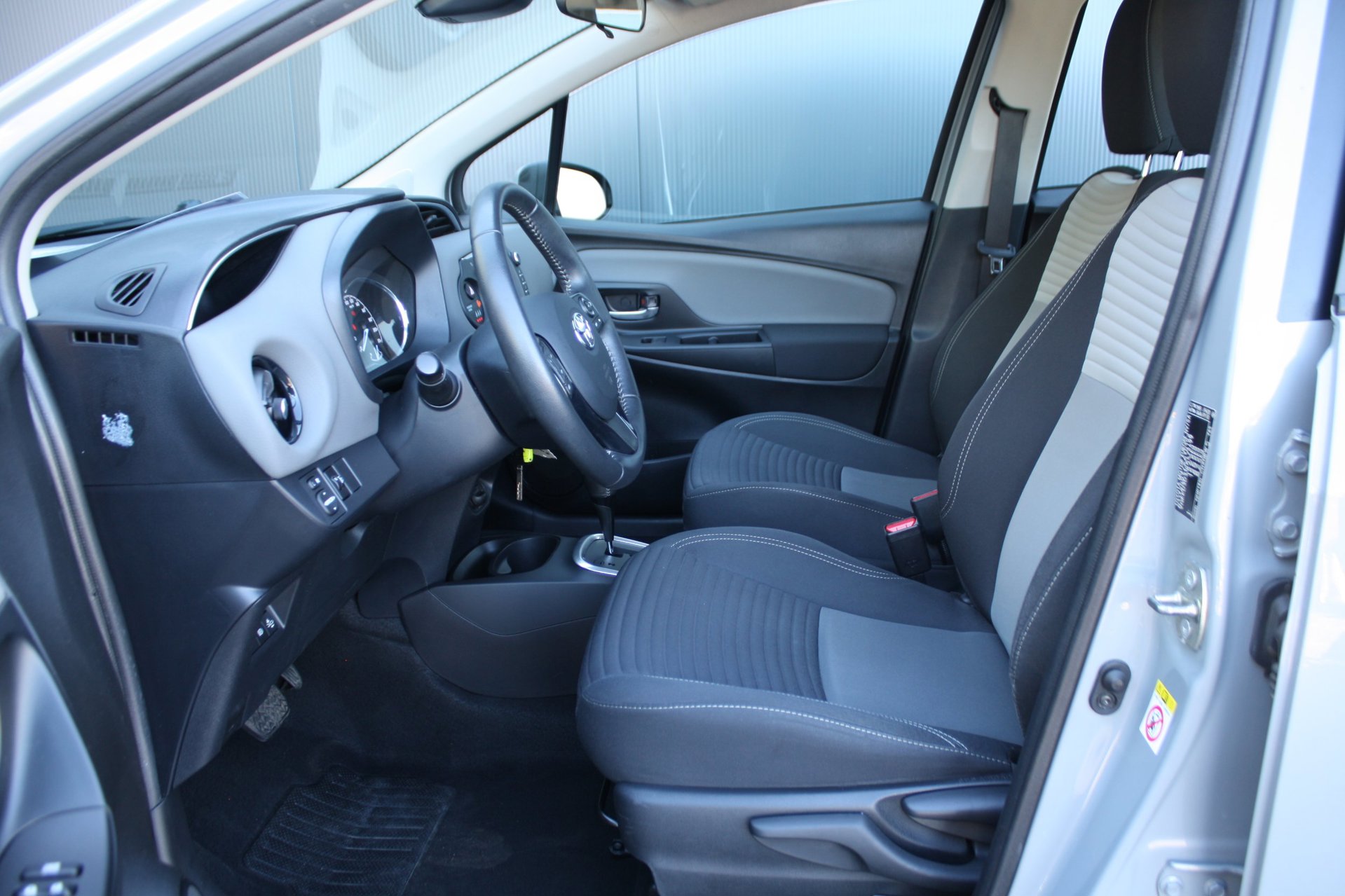 Foto van Toyota Toyota Yaris Hybrid