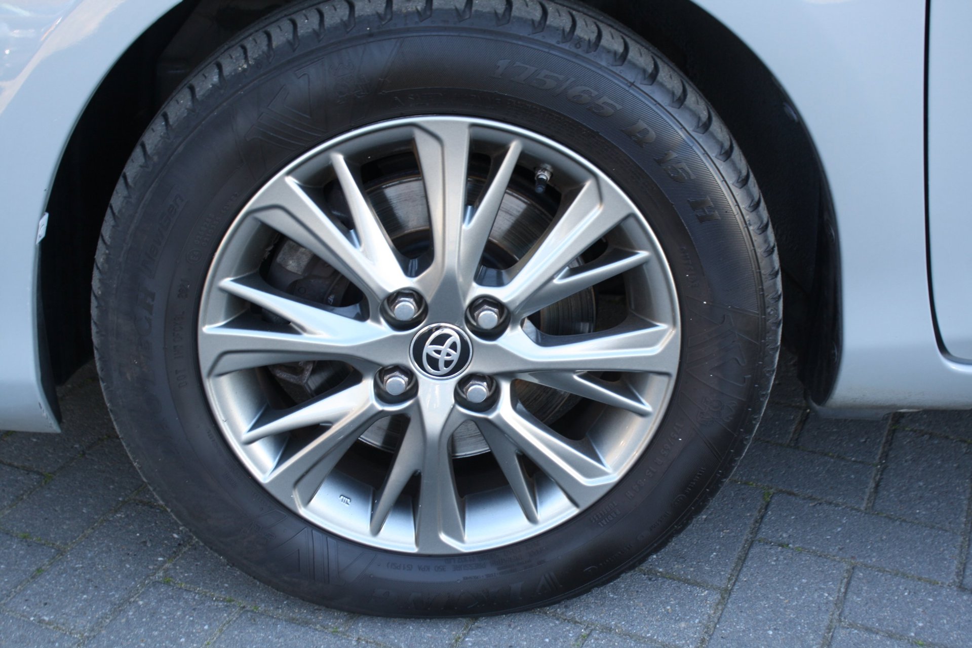 Foto van Toyota Toyota Yaris Hybrid