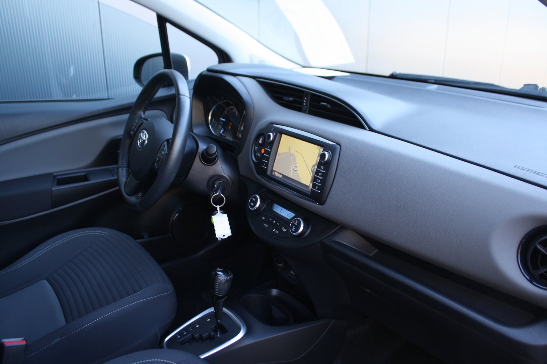 Foto van Toyota Toyota Yaris Hybrid