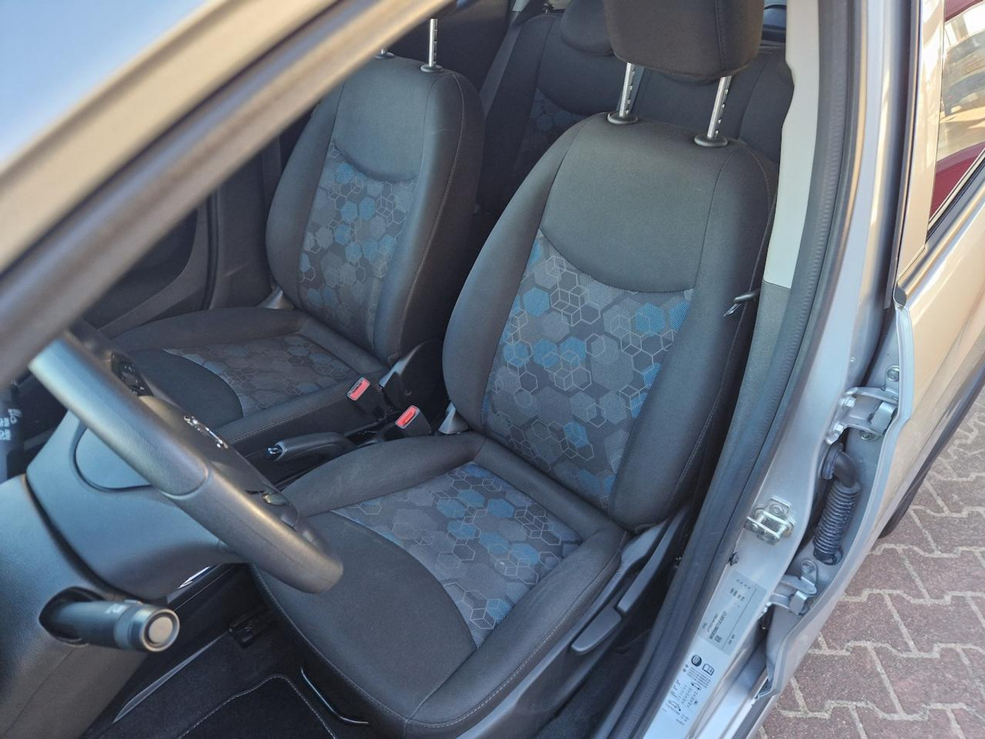 Foto van Opel Karl Rocks / Viva Rocks