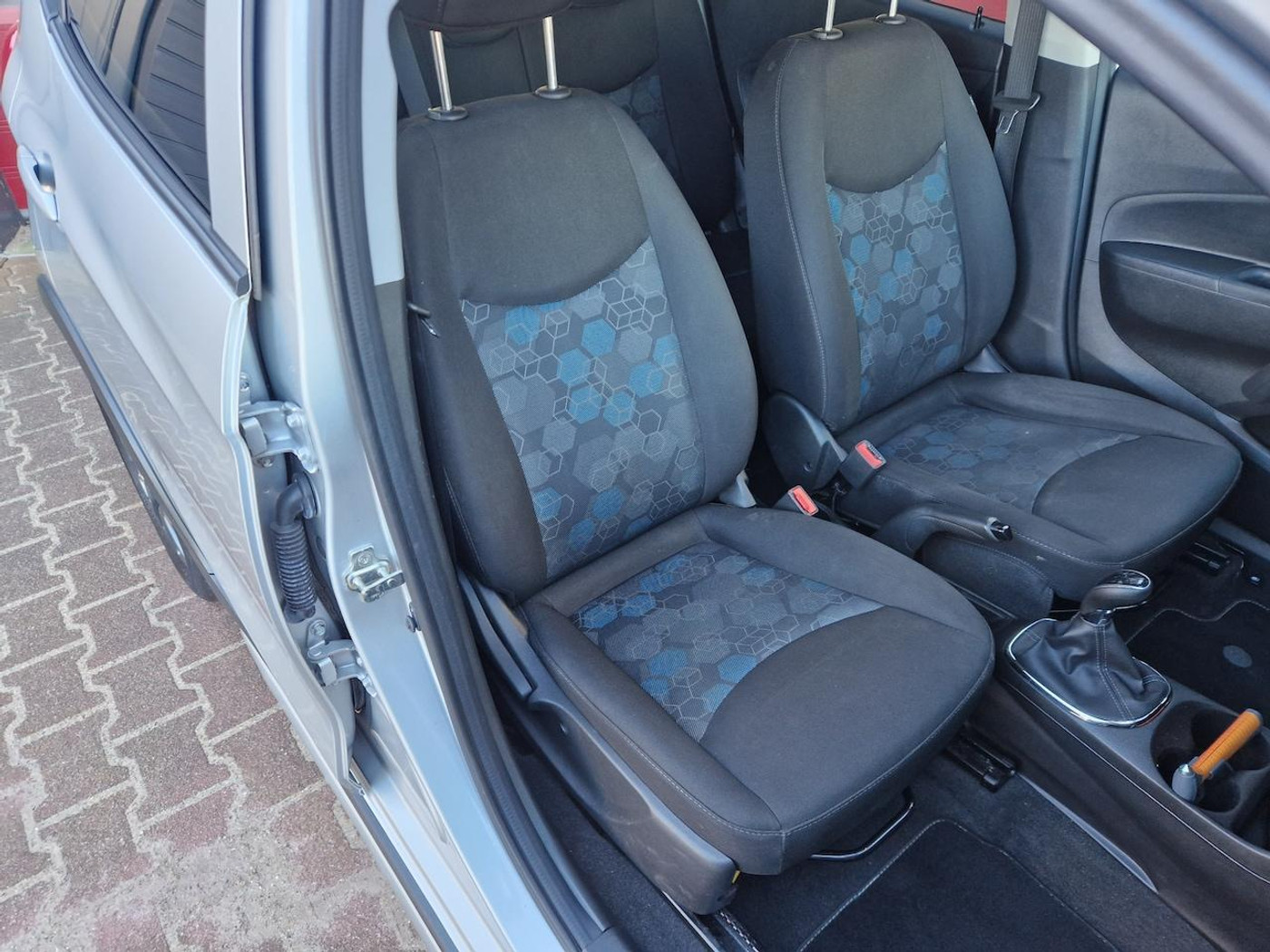 Foto van Opel Karl Rocks / Viva Rocks