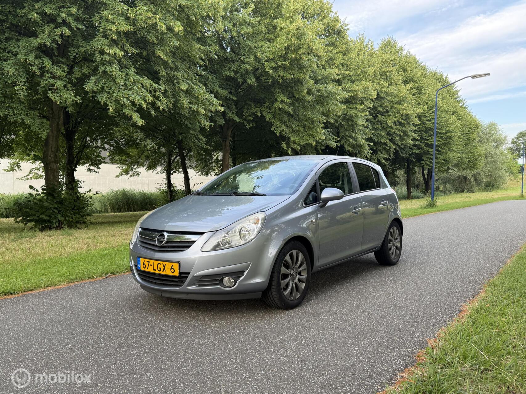 Foto van OPEL CORSA