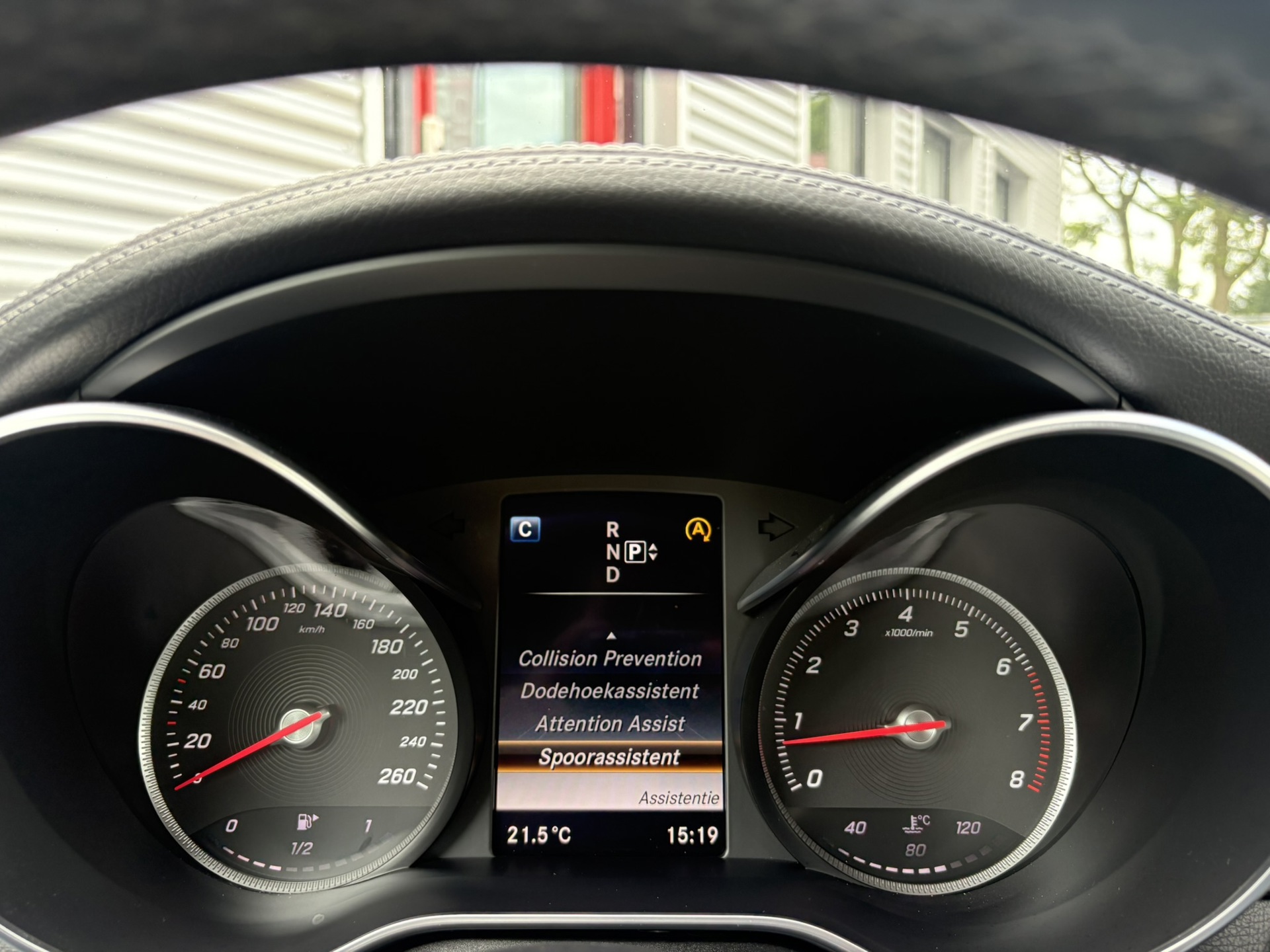 Foto van Mercedes-Benz C 200