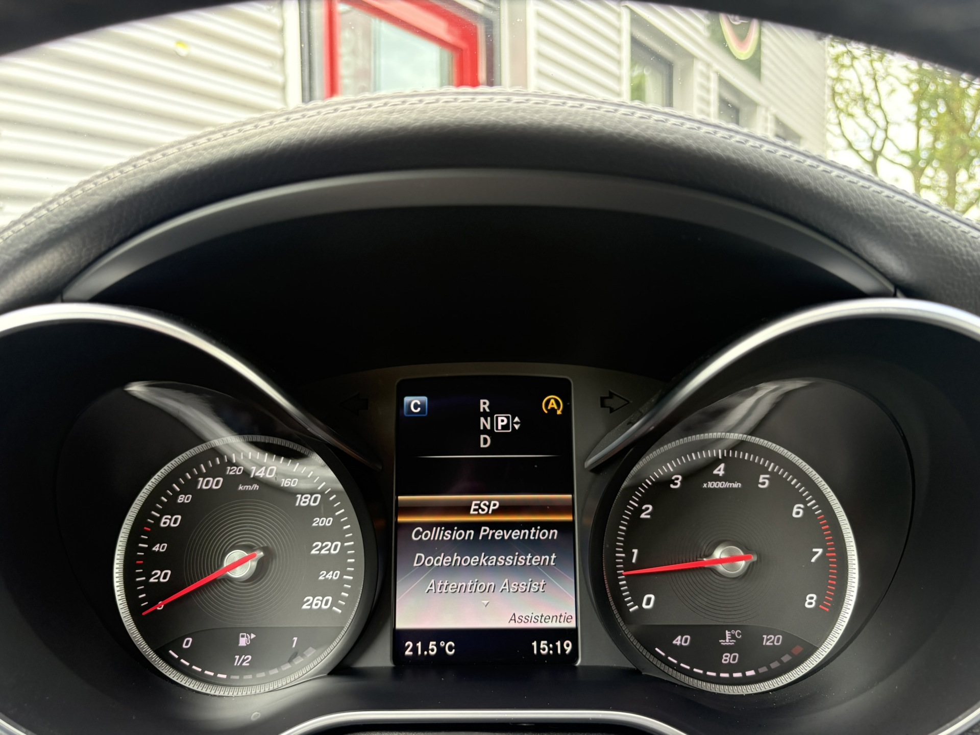 Foto van Mercedes-Benz C 200