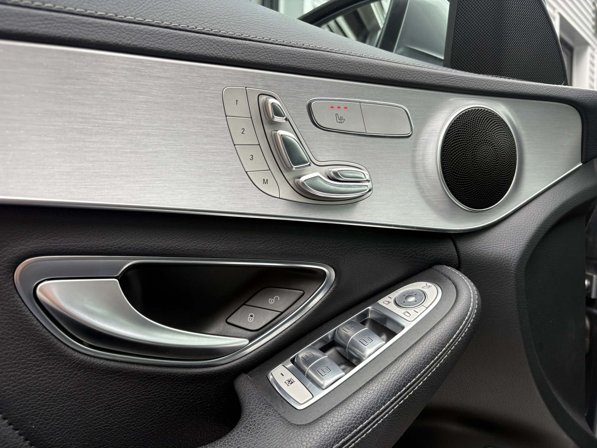 Foto van Mercedes-Benz C 200