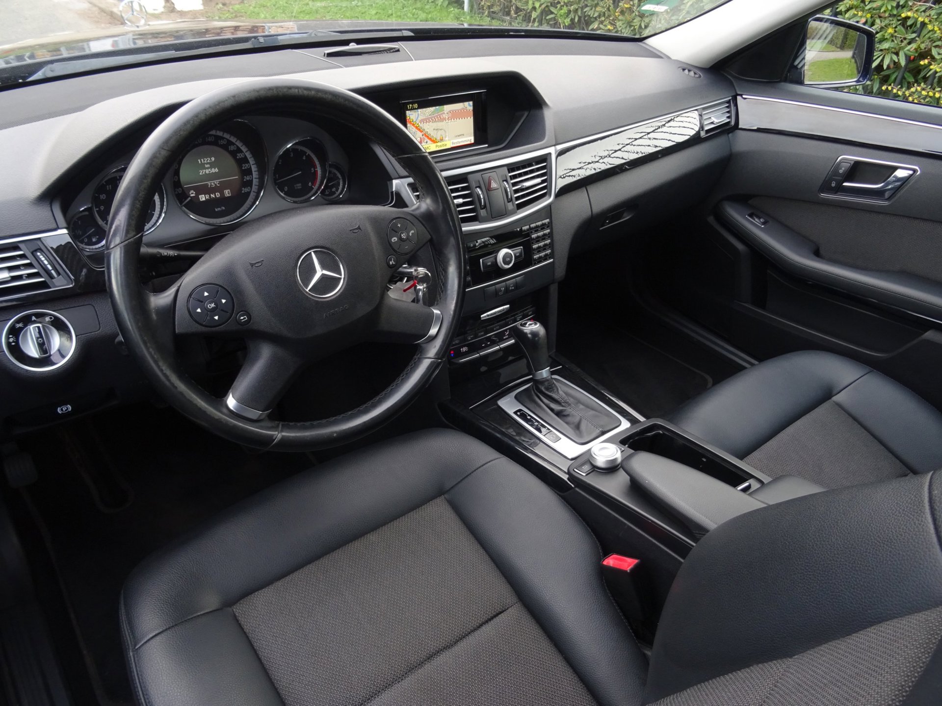 Foto van Mercedes-Benz E 200 CDI