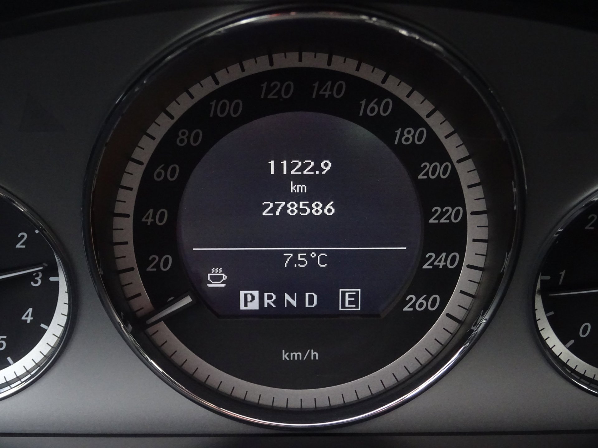 Foto van Mercedes-Benz E 200 CDI